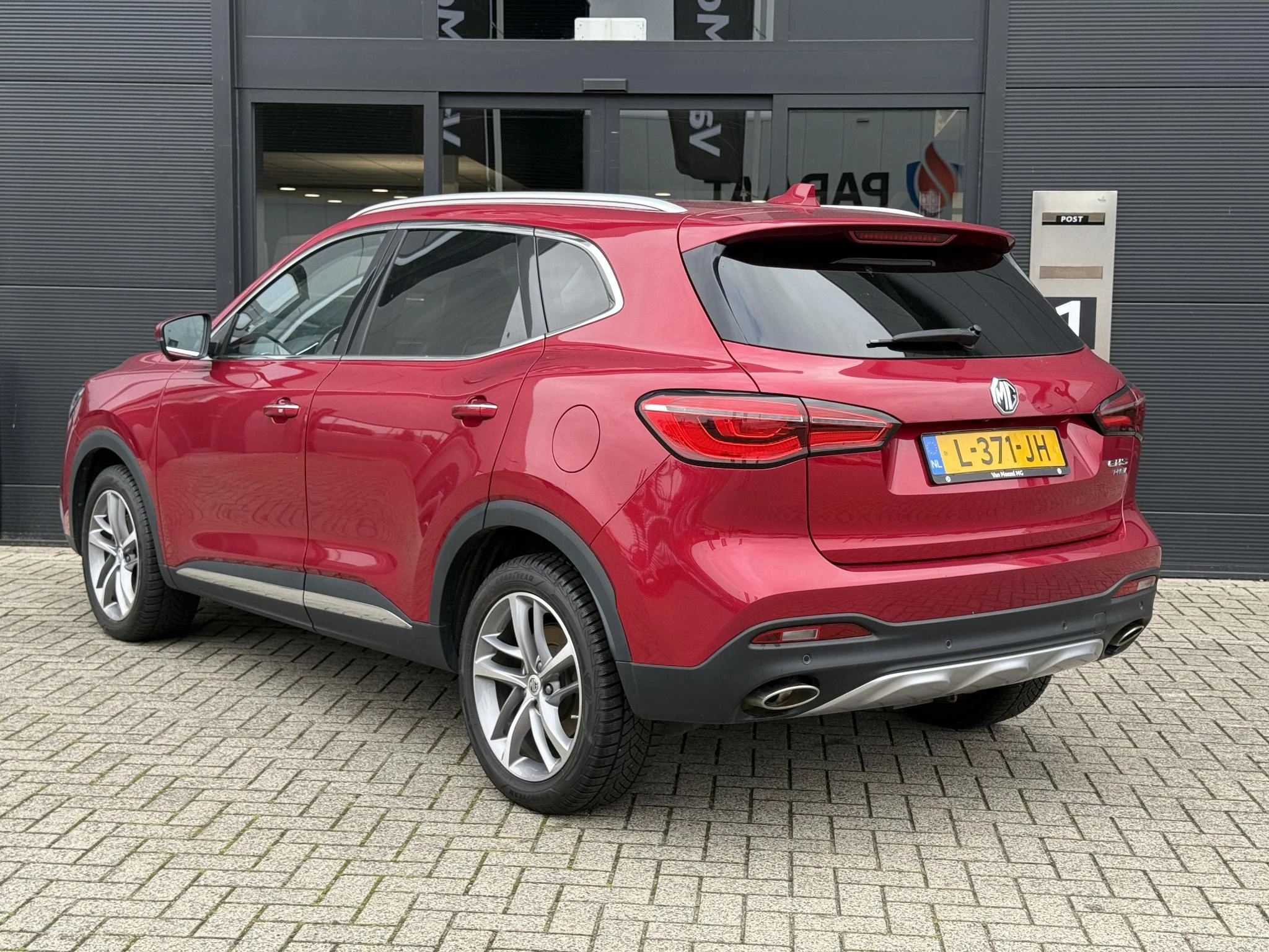 MG EHS met kenteken 18100 – autofoto 5