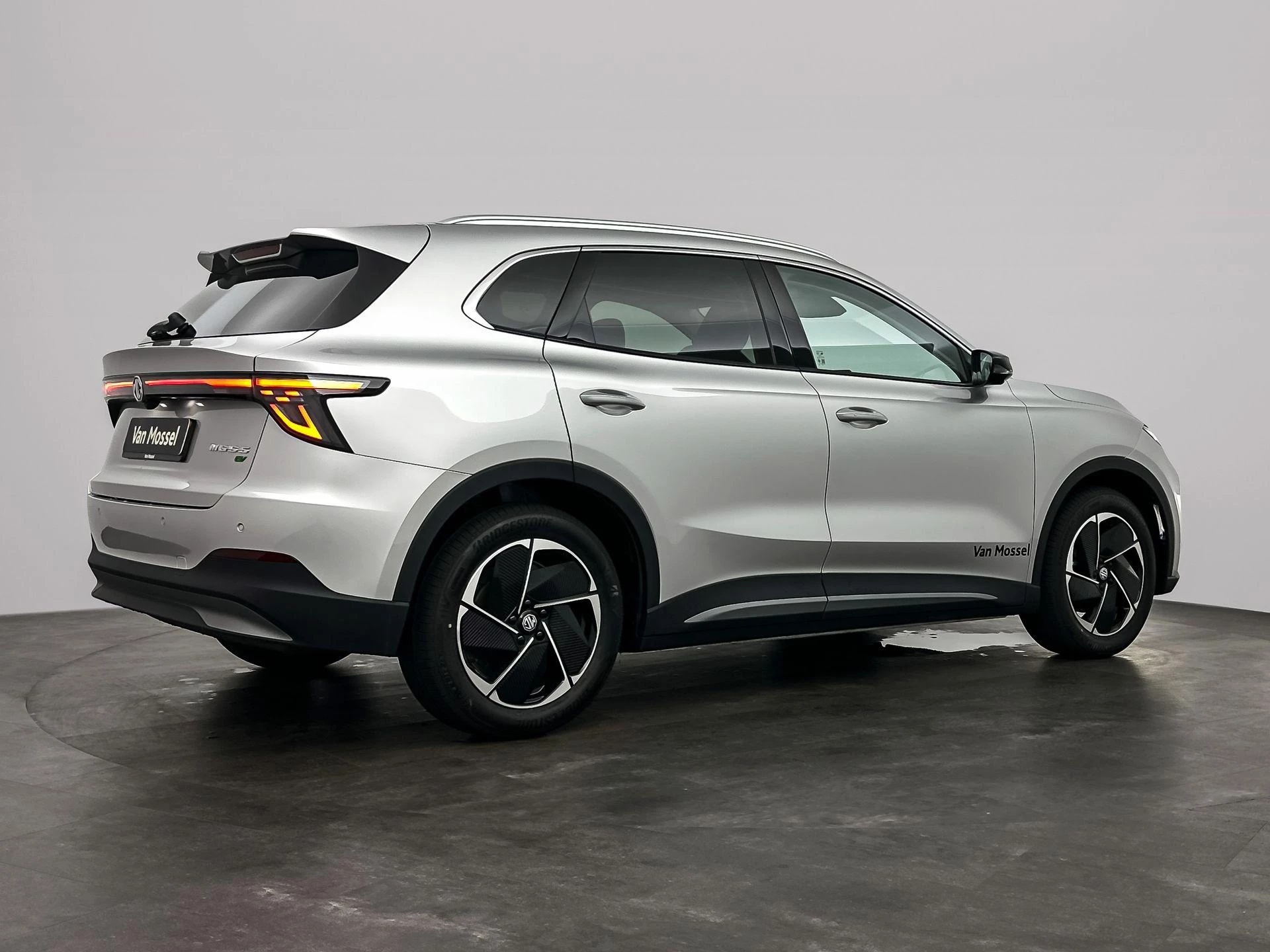 MG MGS5EV – autofoto 4