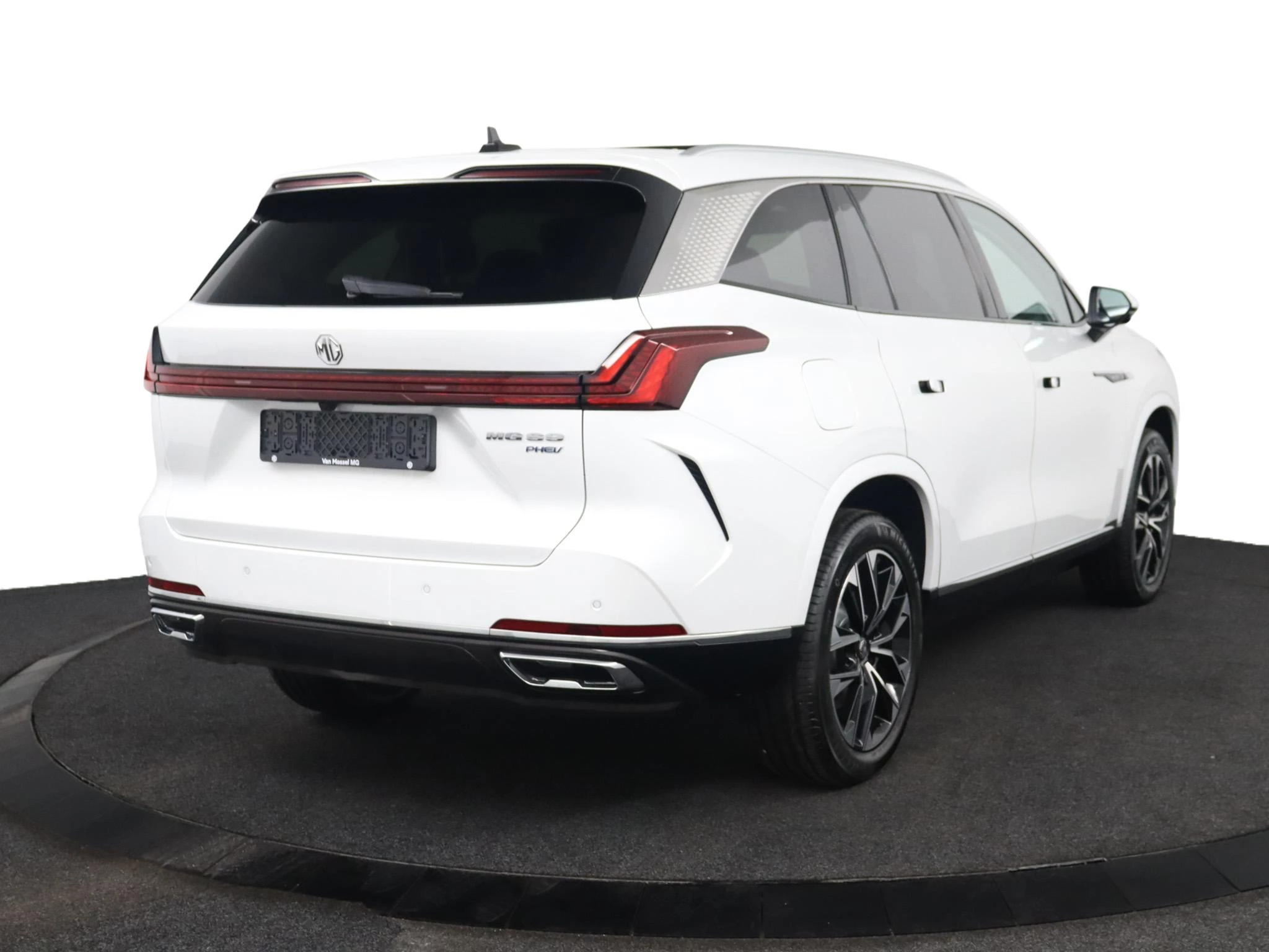 MG MGS9 – autofoto 4