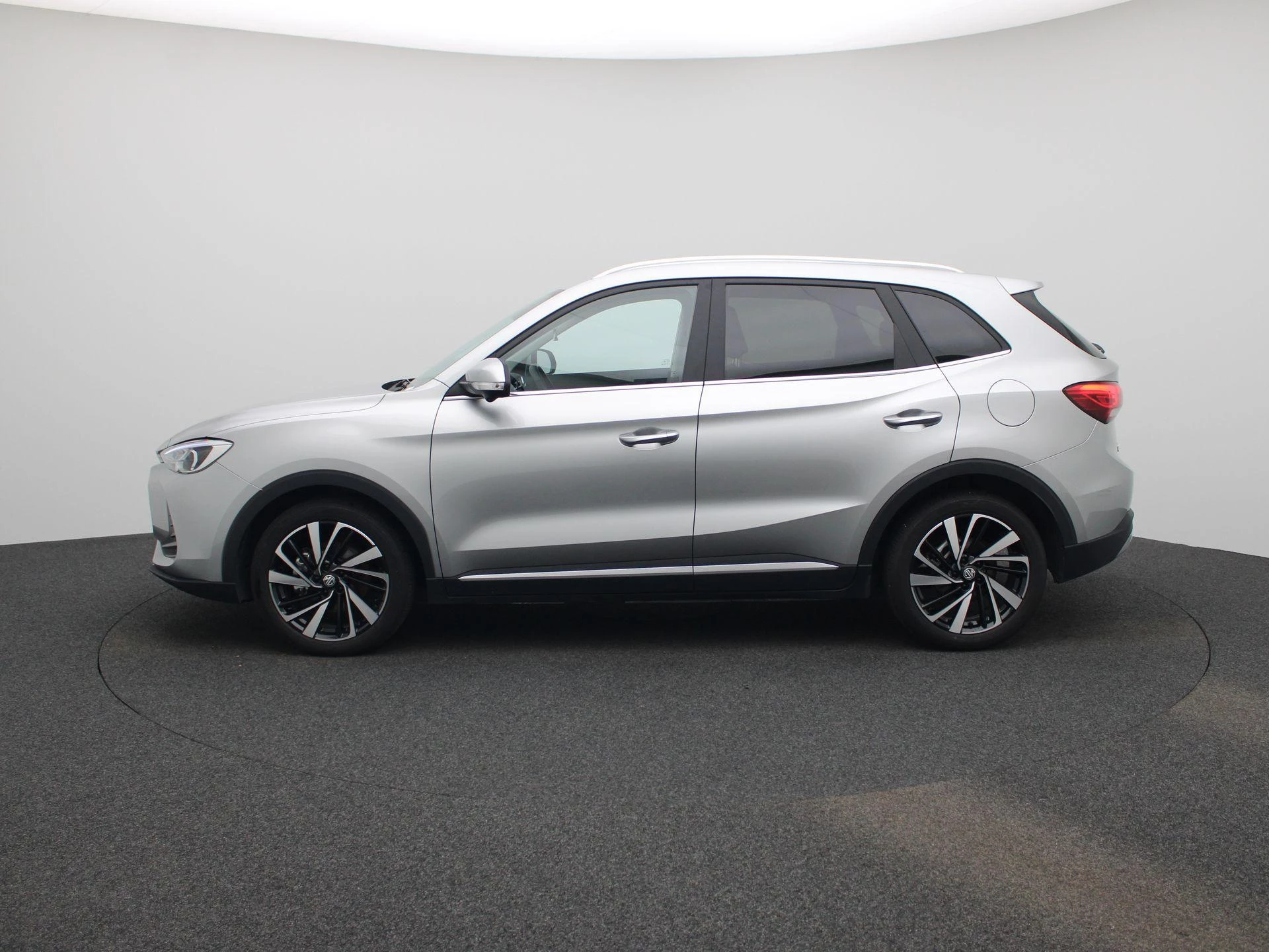 MG ZS – autofoto 5