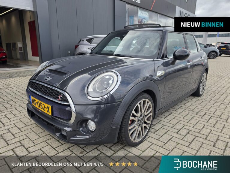 MINI 5-Deurs met kenteken HS-052-X – vooraanzicht