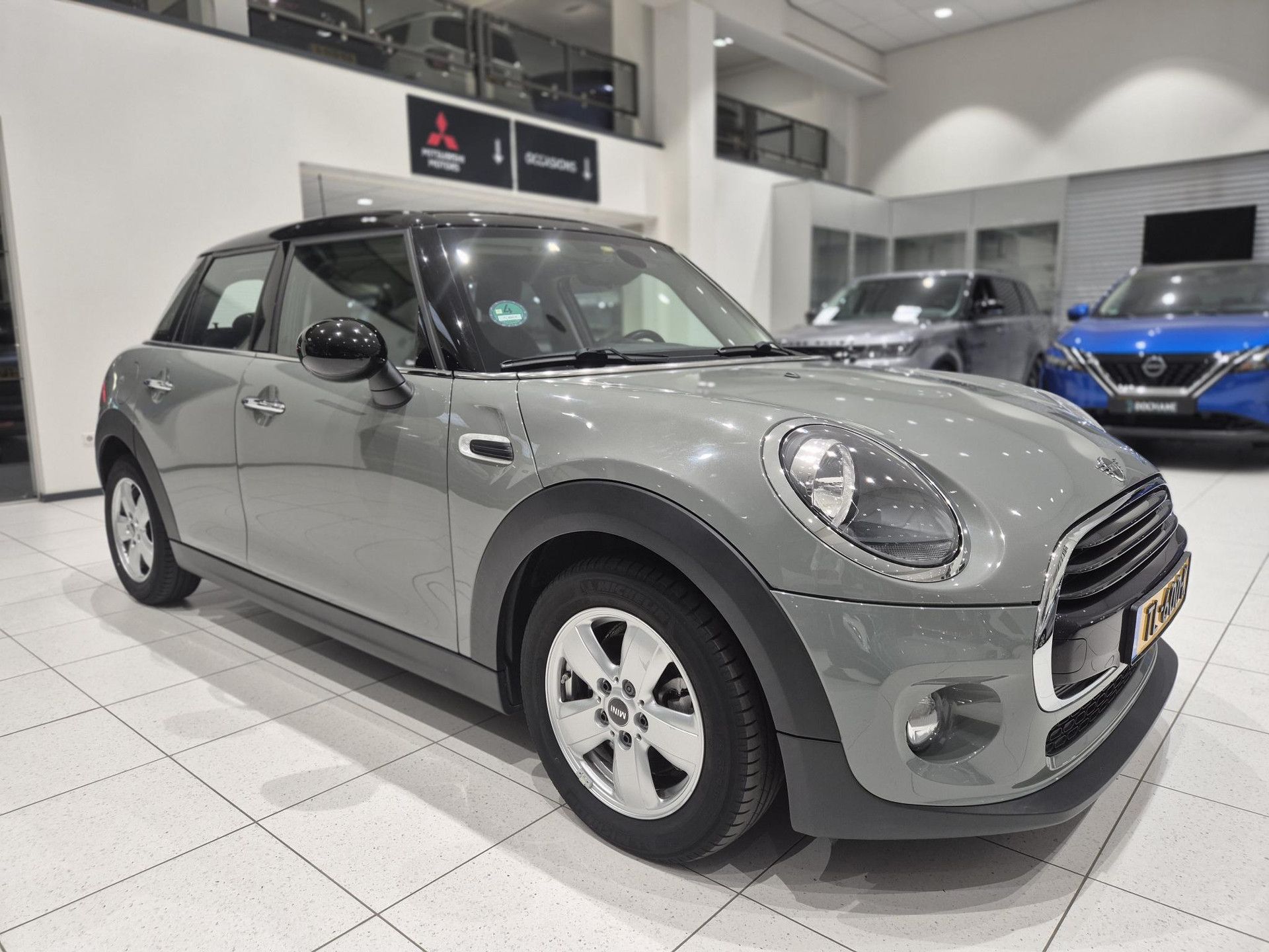 MINI 5-Deurs met kenteken TL-600-K – detailfoto