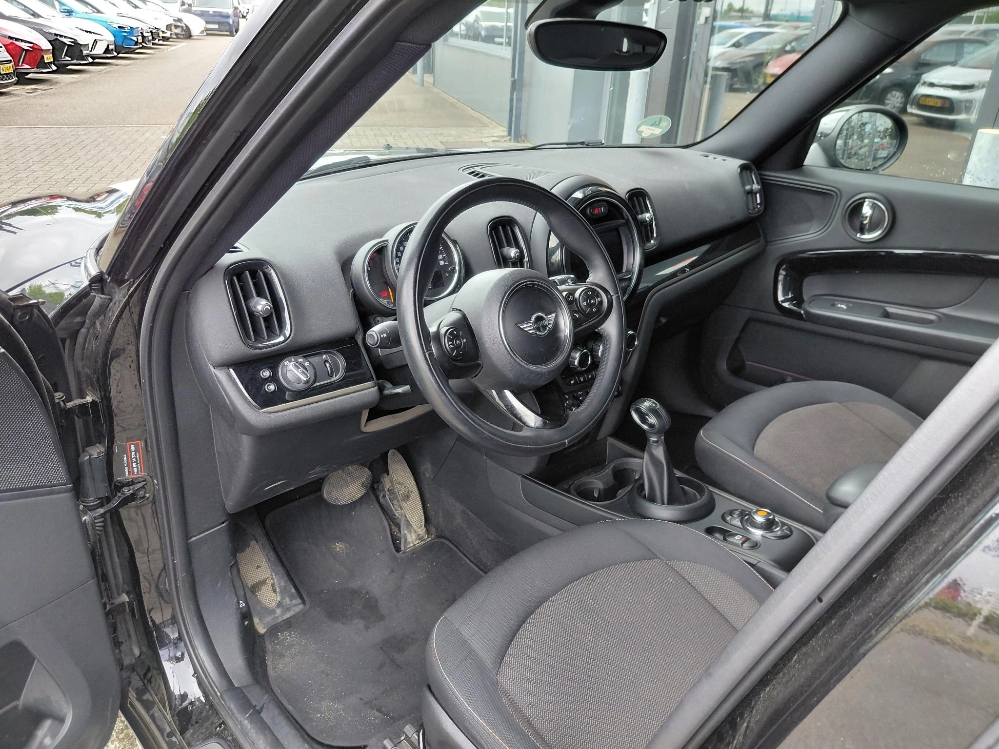 MINI Countryman met kenteken 55100 – autofoto 5