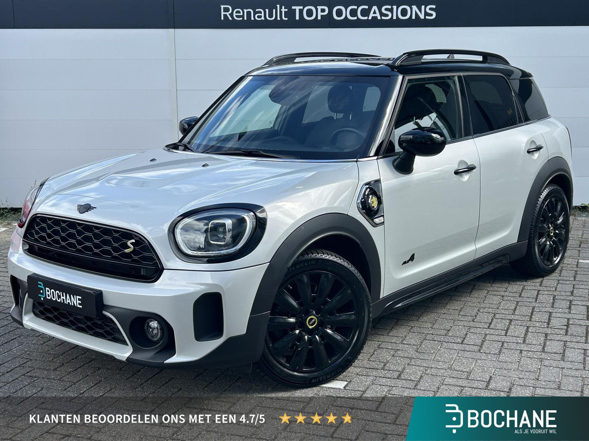 MINI Countryman met kenteken R-171-HD – vooraanzicht