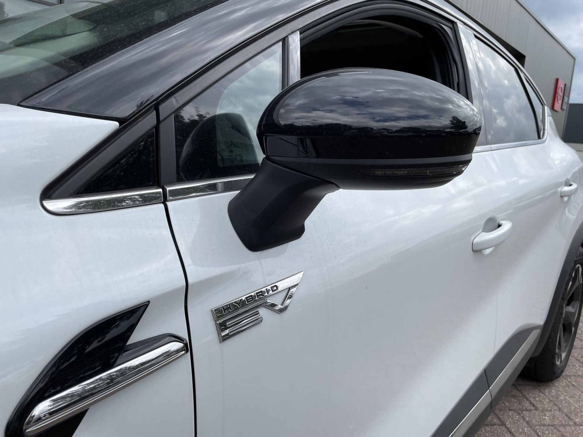 Mitsubishi ASX met kenteken X-214-JF – detailfoto