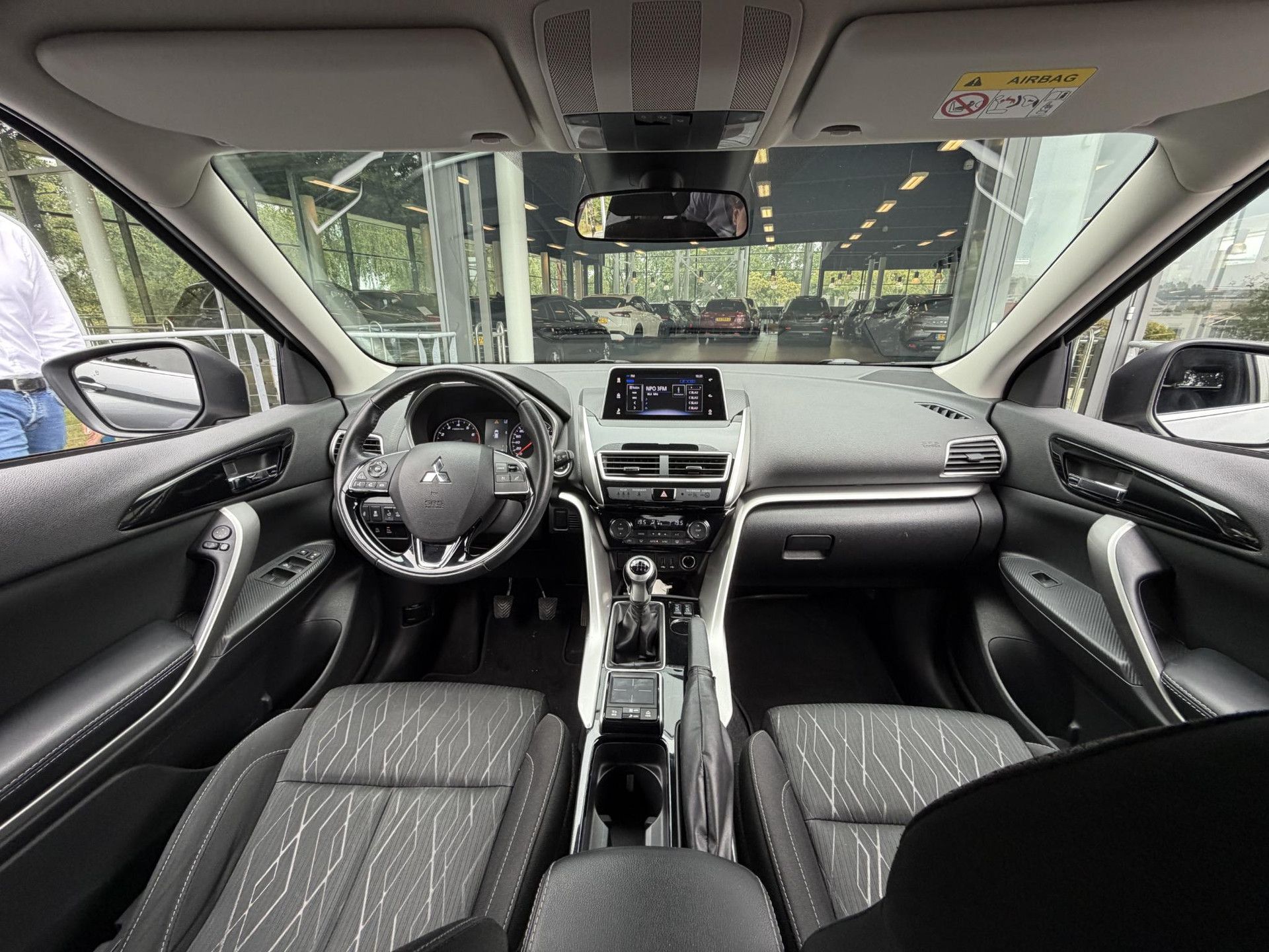 Mitsubishi EclipseCross met kenteken XT-513-N – interieur