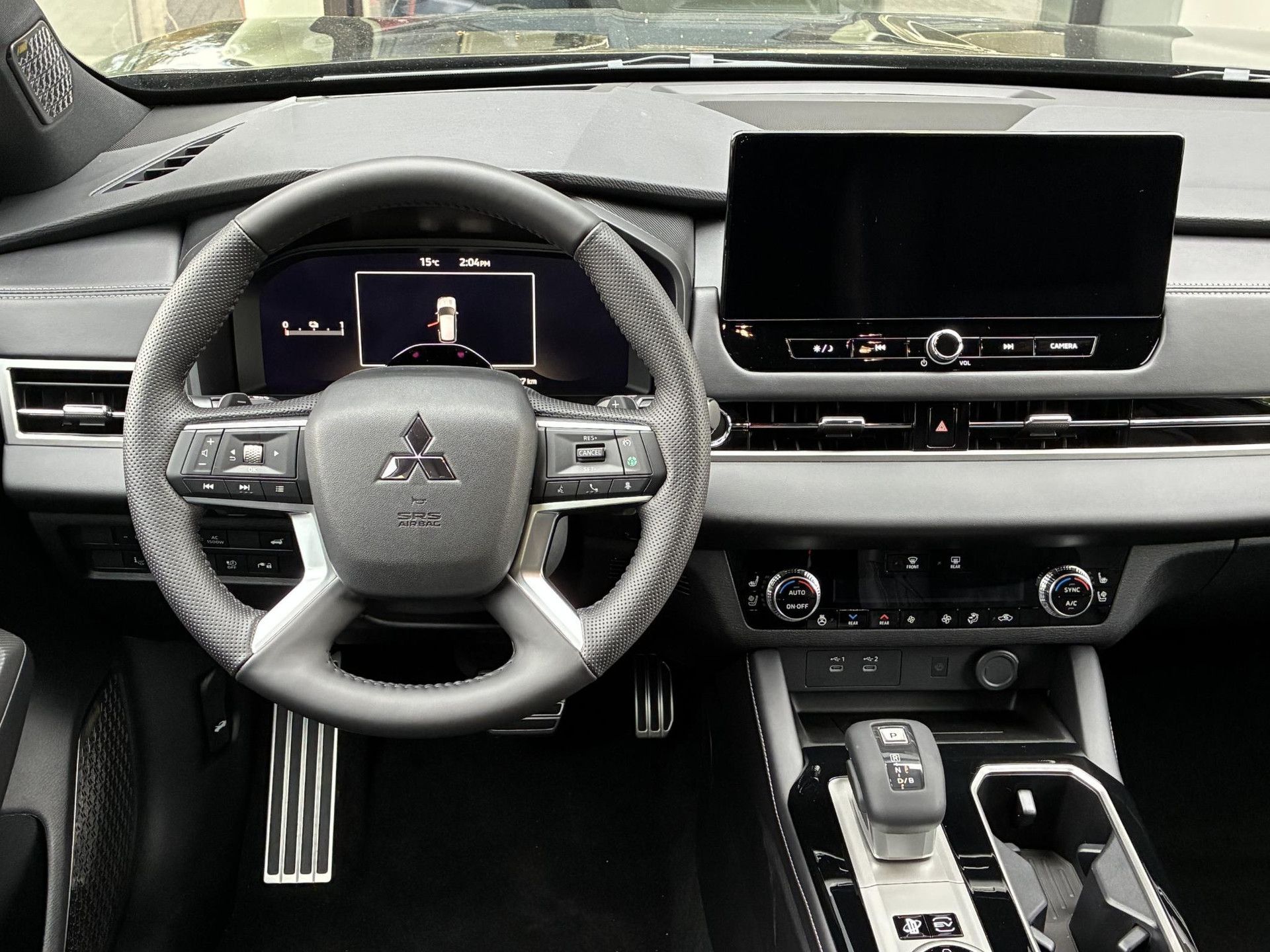 Mitsubishi Outlander – dashboard