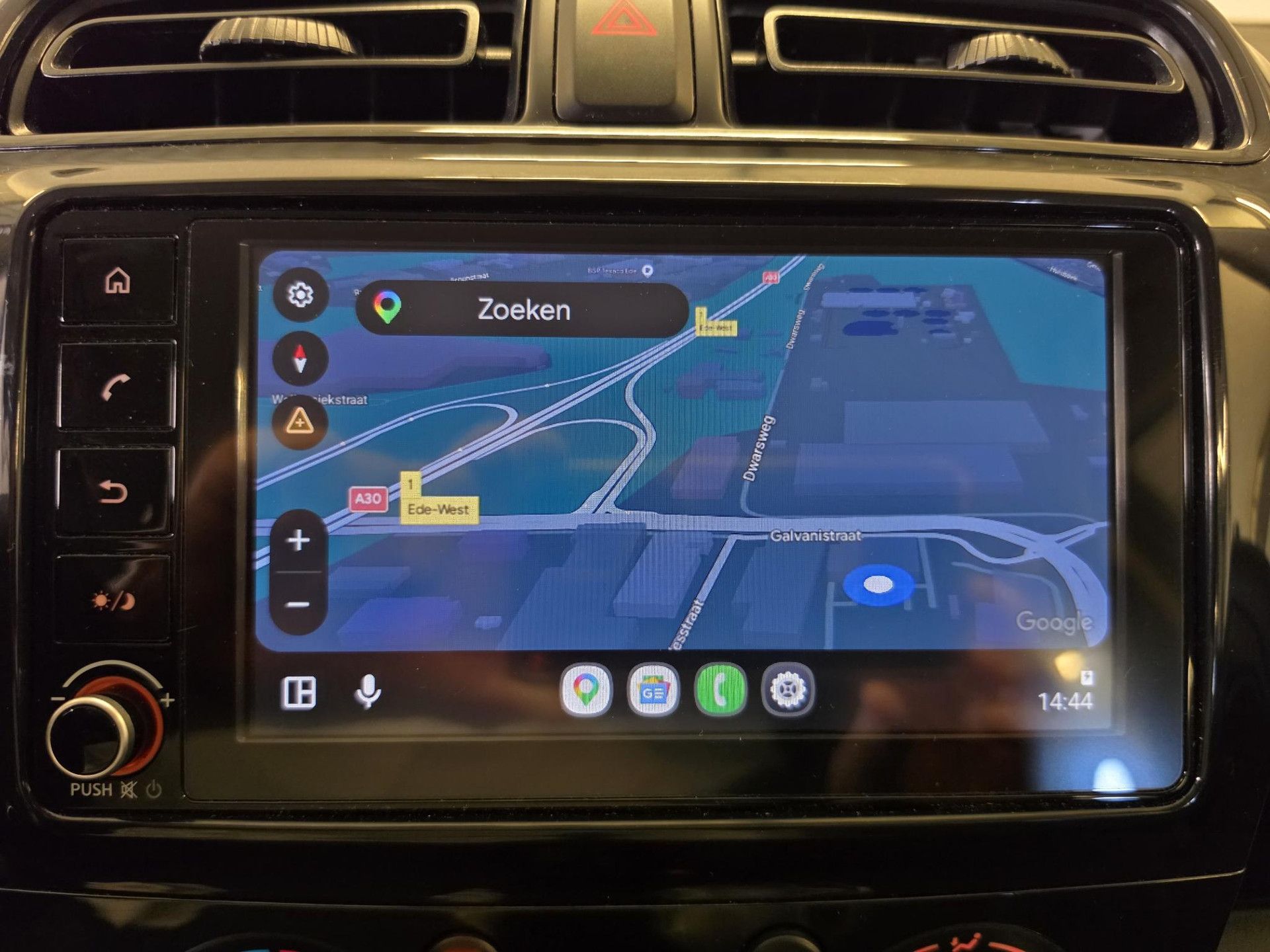Mitsubishi SpaceStar met kenteken Z-812-KZ – achteraanzicht
