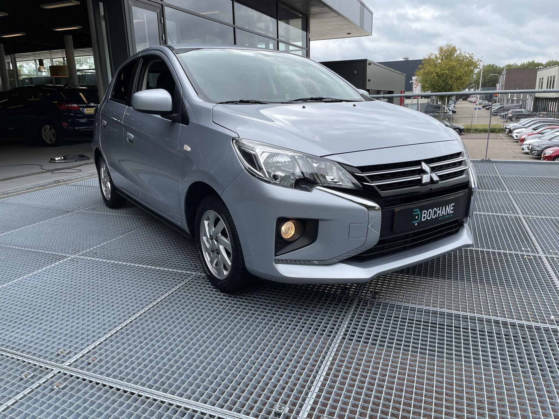 Mitsubishi SpaceStar met kenteken Z-818-KZ – detailfoto