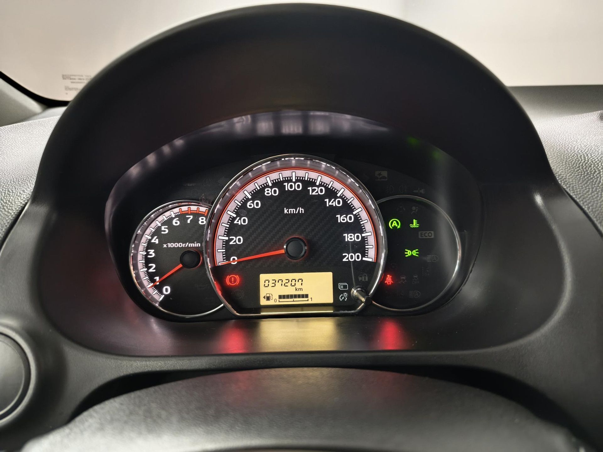 Mitsubishi SpaceStar met kenteken Z-820-KZ – dashboard