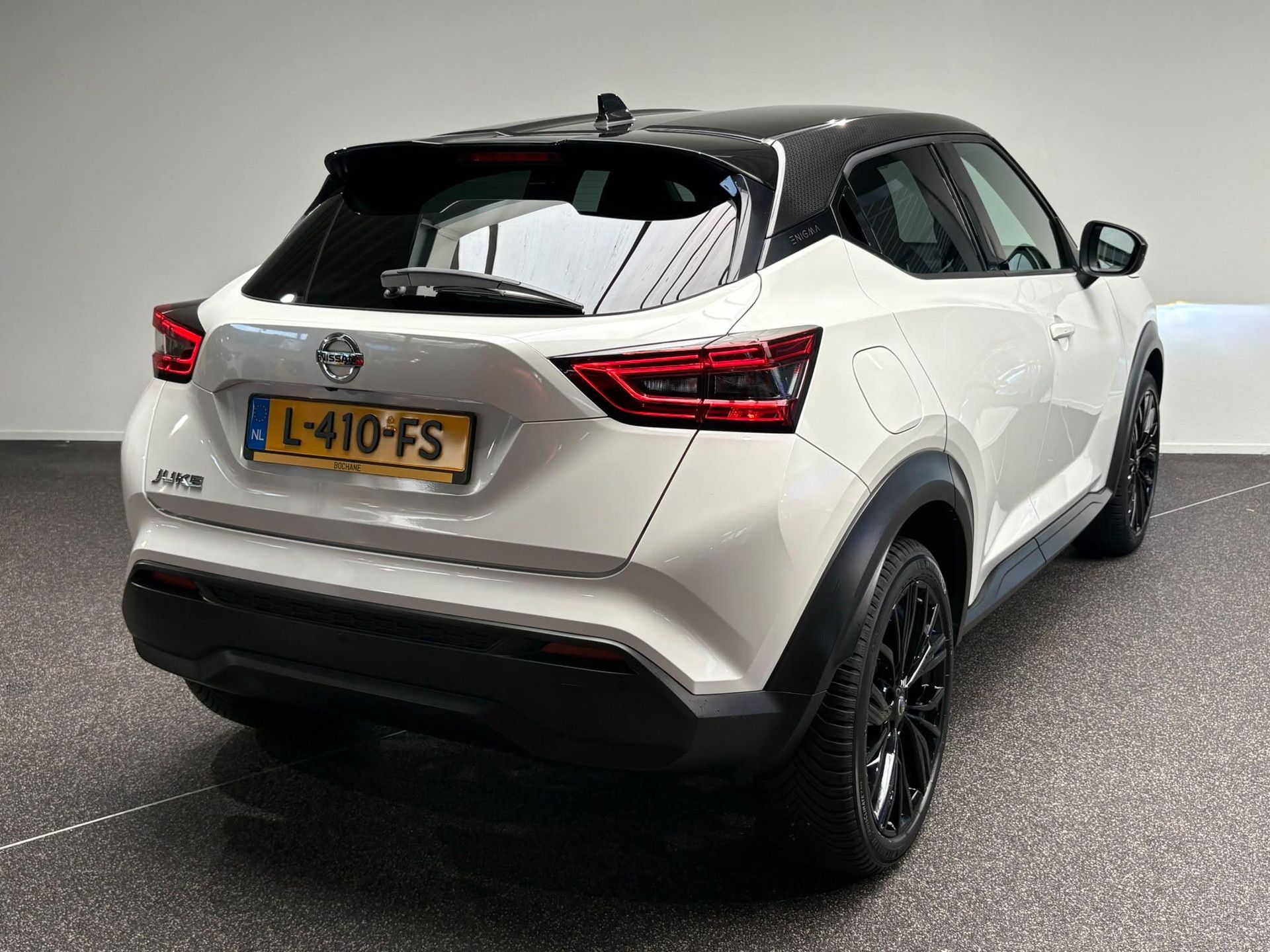 Nissan Juke met kenteken L-410-FS – achteraanzicht