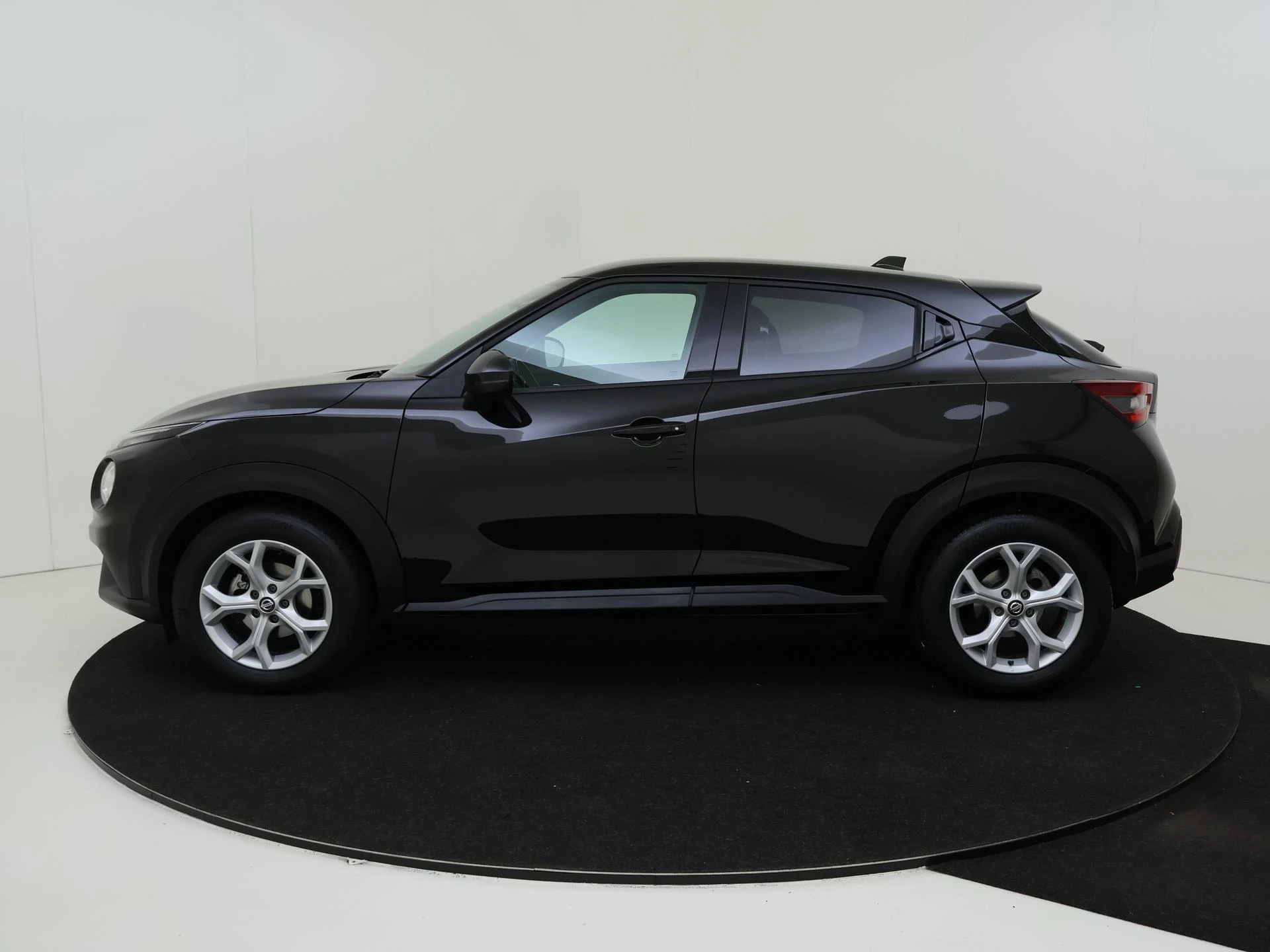 Nissan Juke met kenteken P-598-SB – autofoto 5