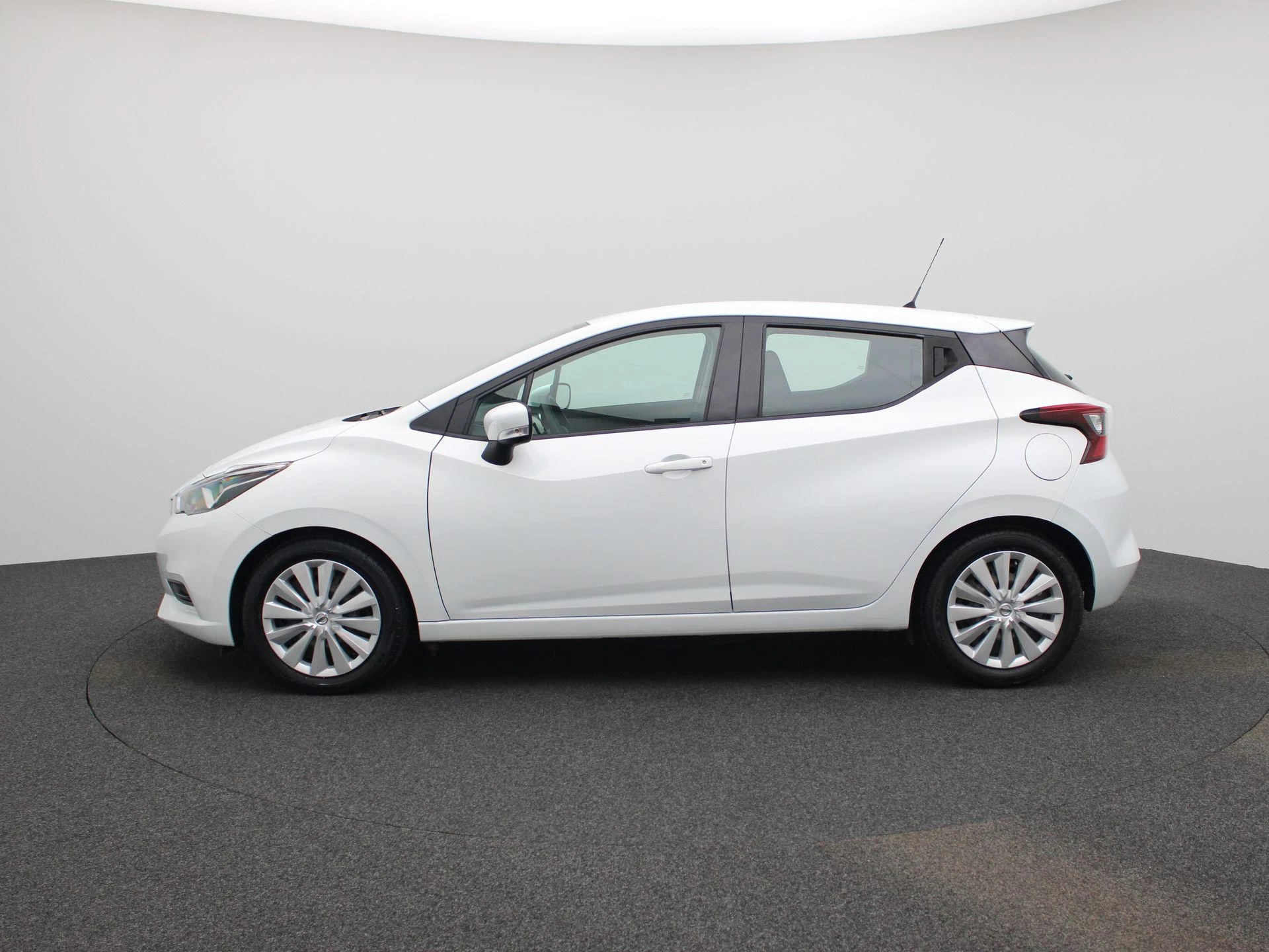 Nissan Micra met kenteken 39100 – autofoto 5