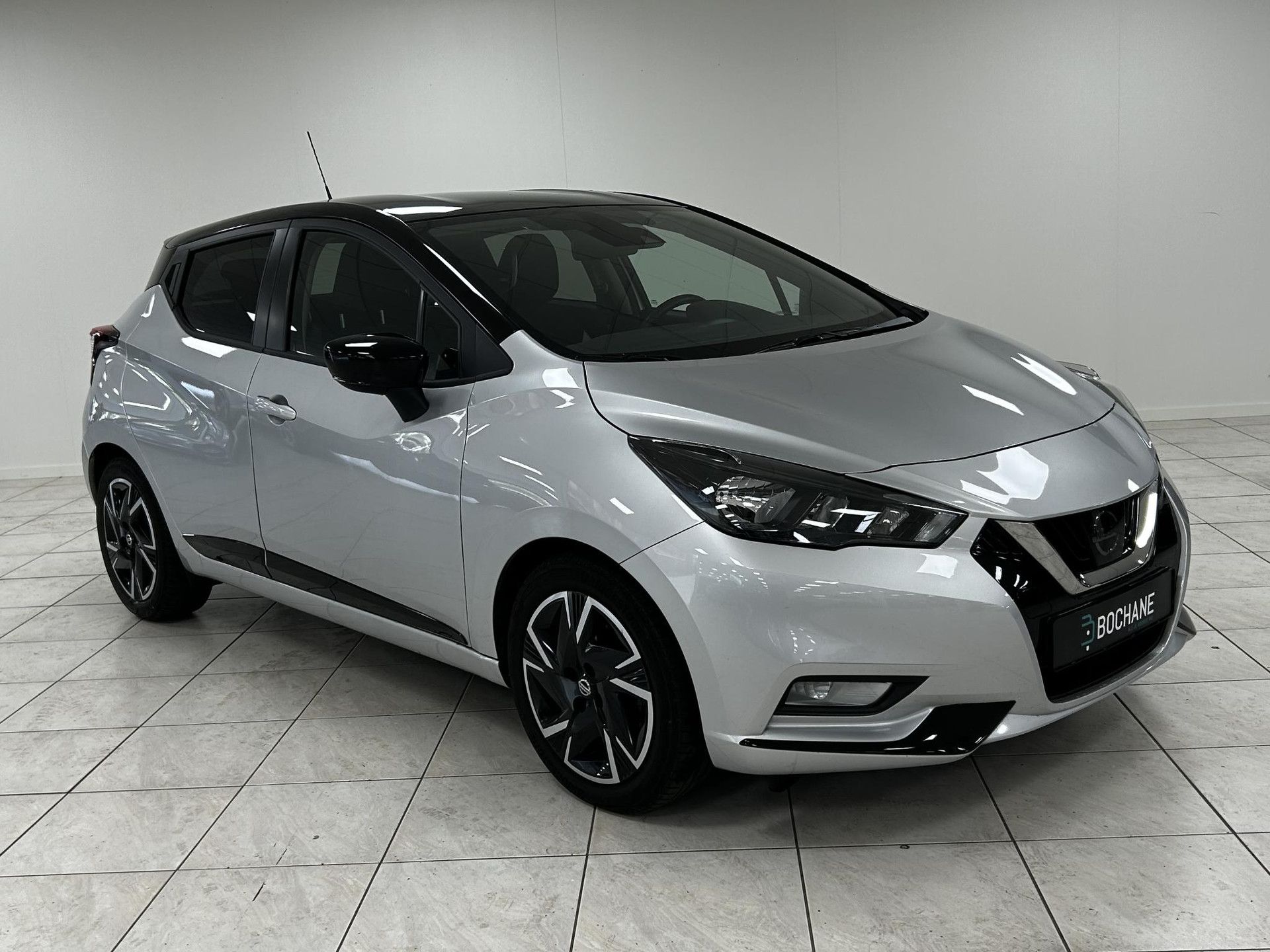 Nissan Micra met kenteken S-343-LS – detailfoto