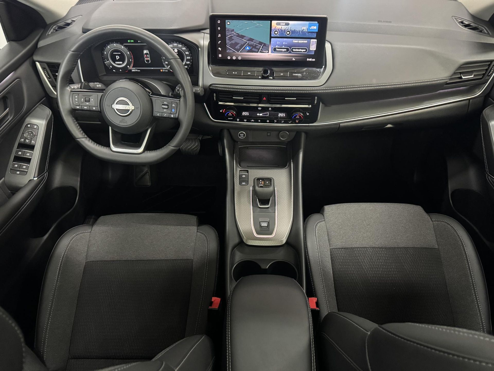 Nissan QASHQAI met kenteken KRZ-27-S – interieur
