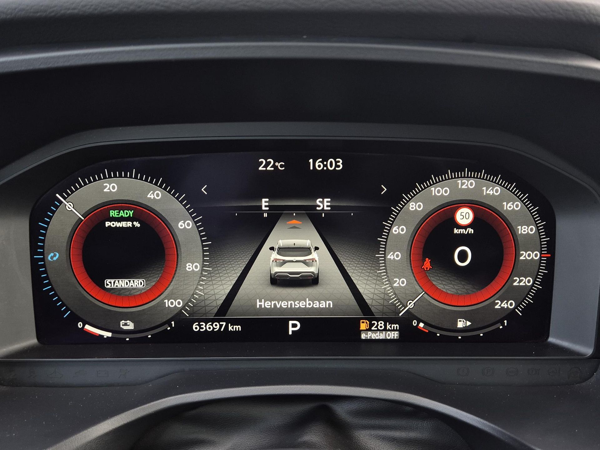 Nissan QASHQAI met kenteken KTZ-43-S – dashboard