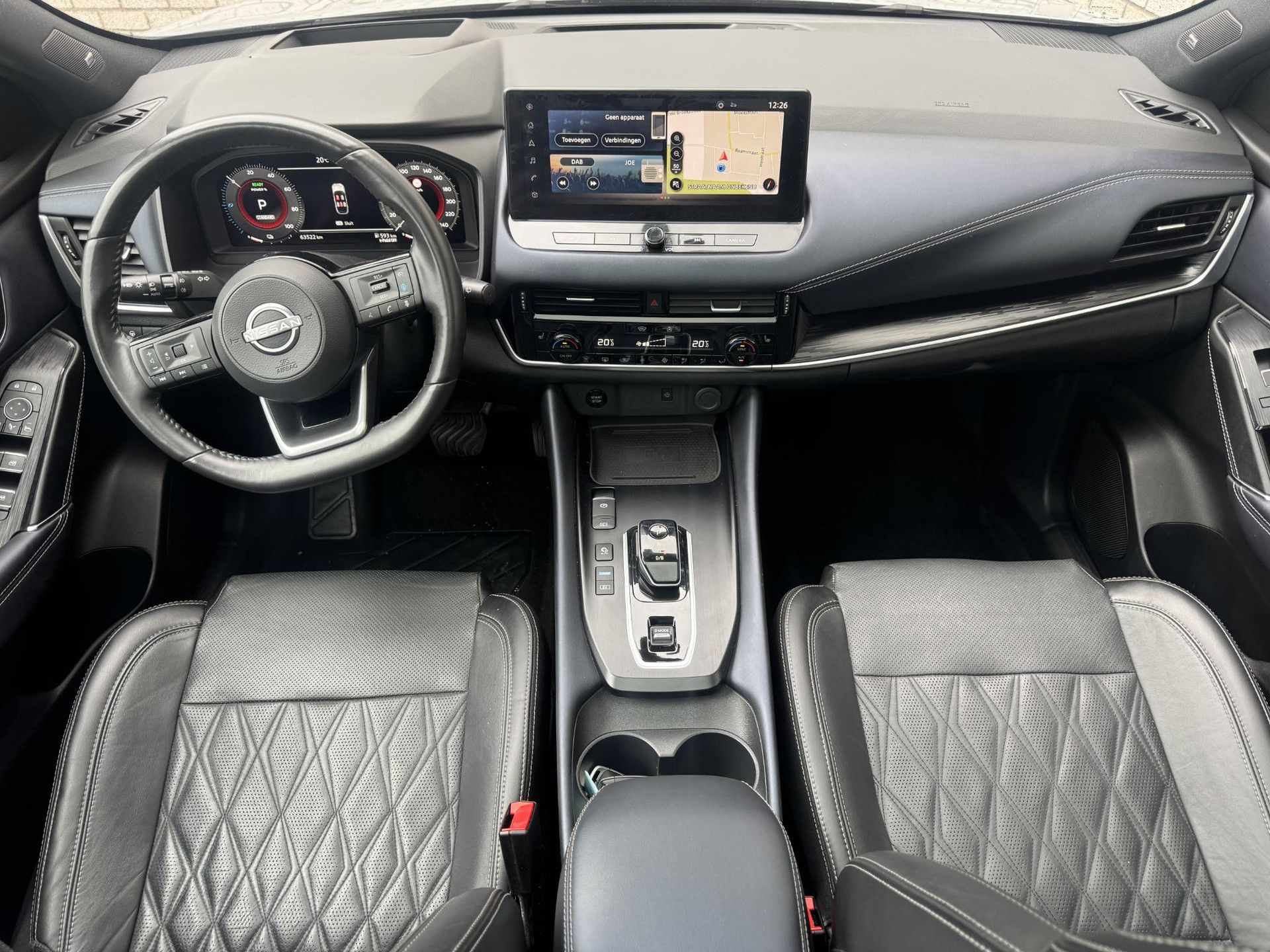 Nissan QASHQAI met kenteken KTZ-44-S – interieur