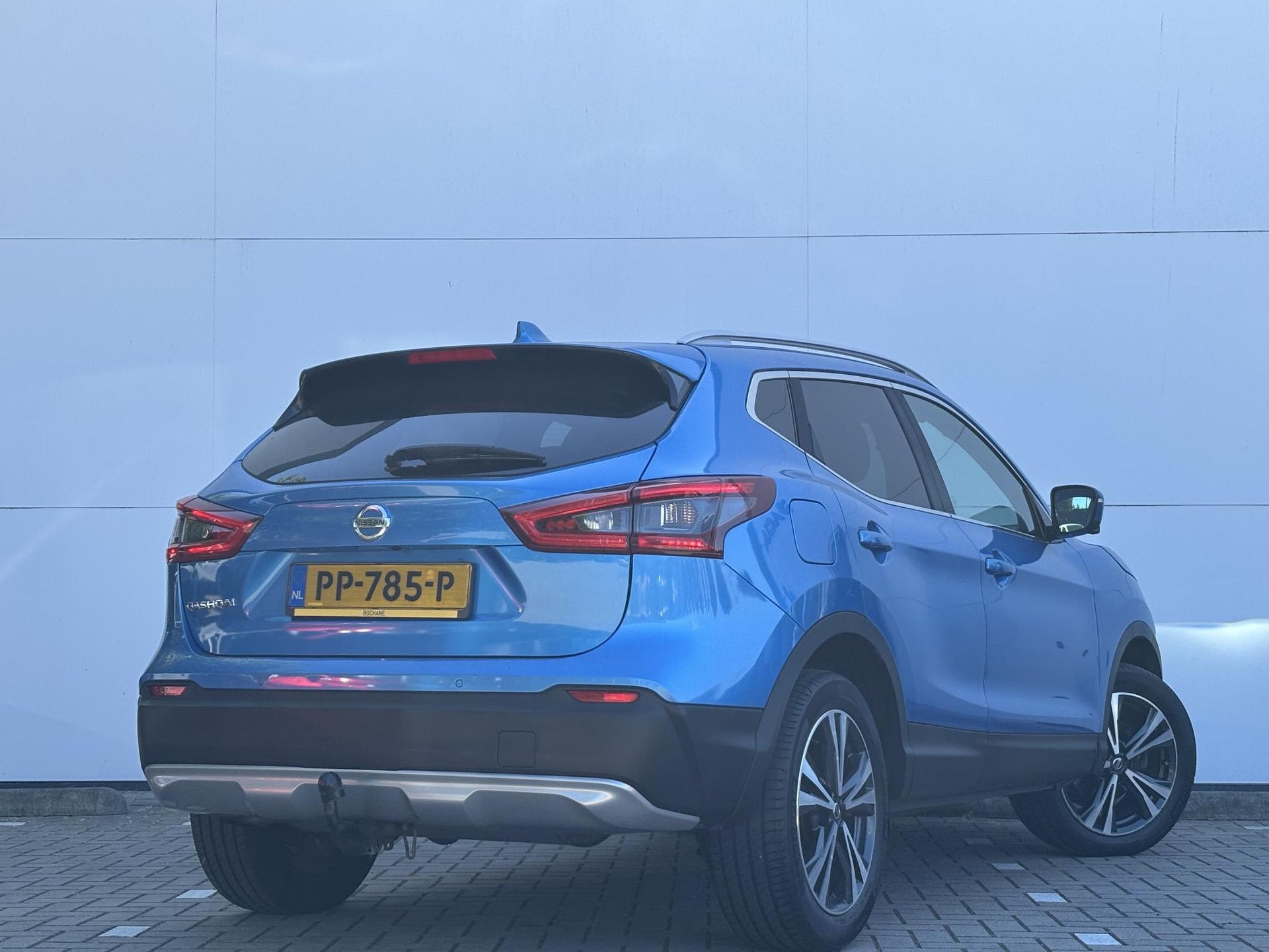 Nissan QASHQAI met kenteken PP-785-P – achteraanzicht