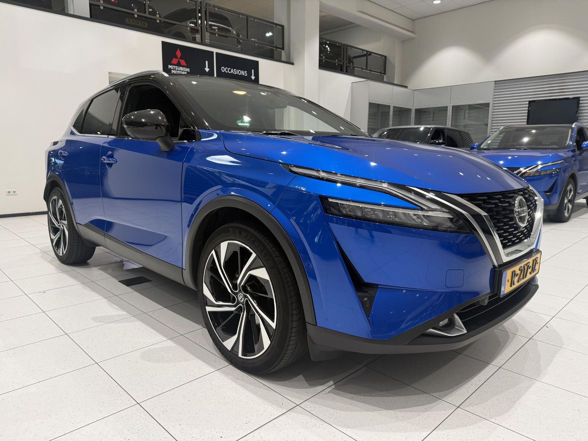 Nissan QASHQAI met kenteken R-217-JZ – dashboard