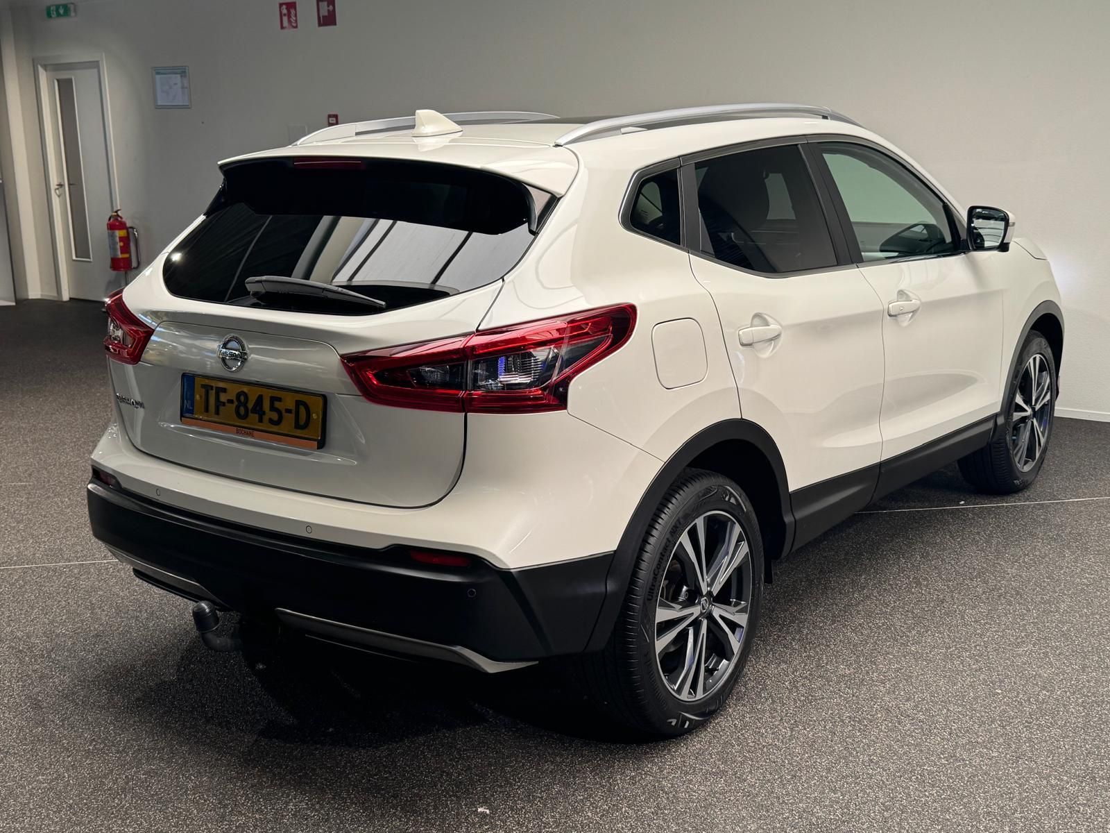 Nissan QASHQAI met kenteken TF-845-D – achteraanzicht