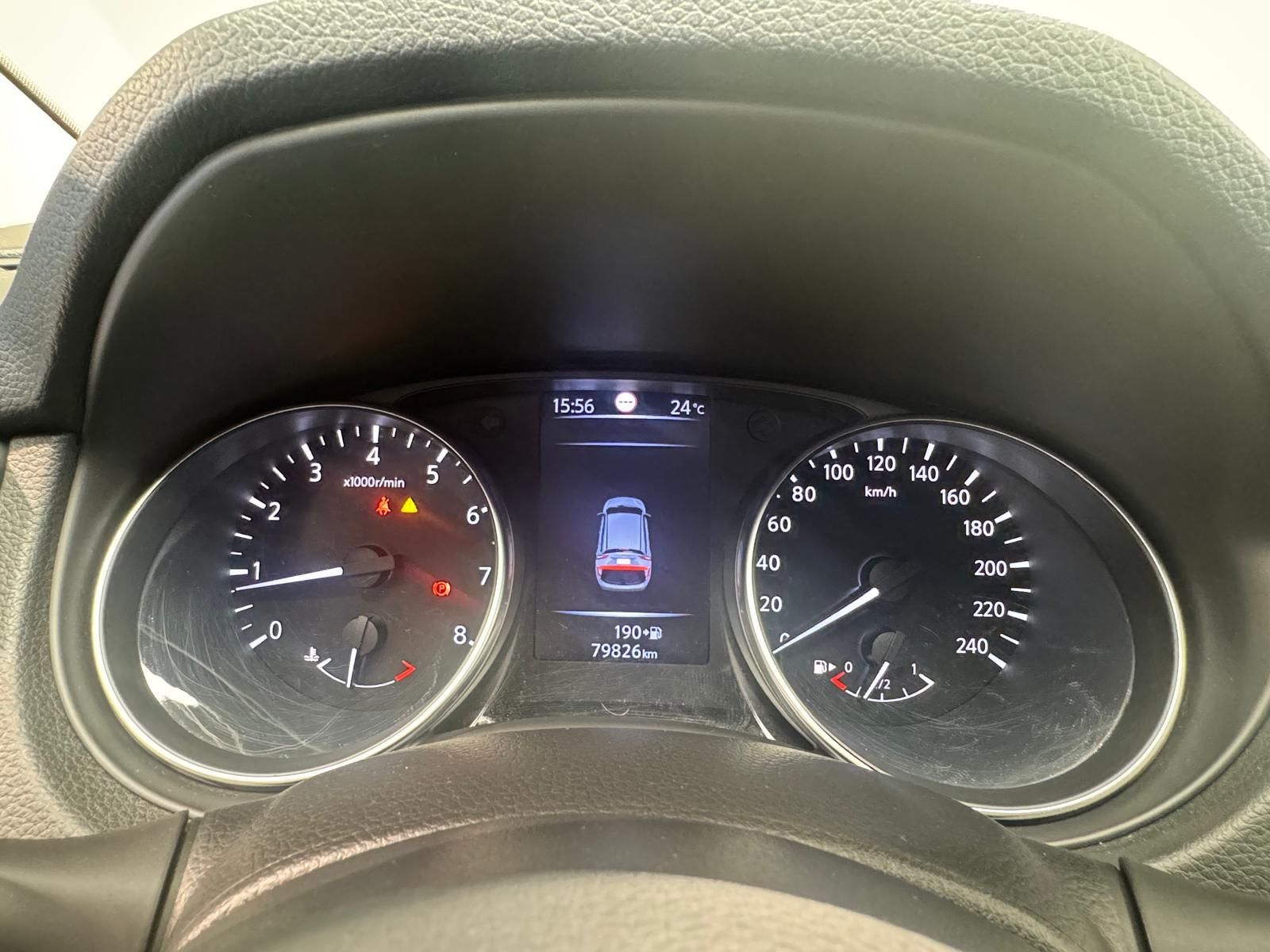 Nissan QASHQAI met kenteken TF-845-D – dashboard
