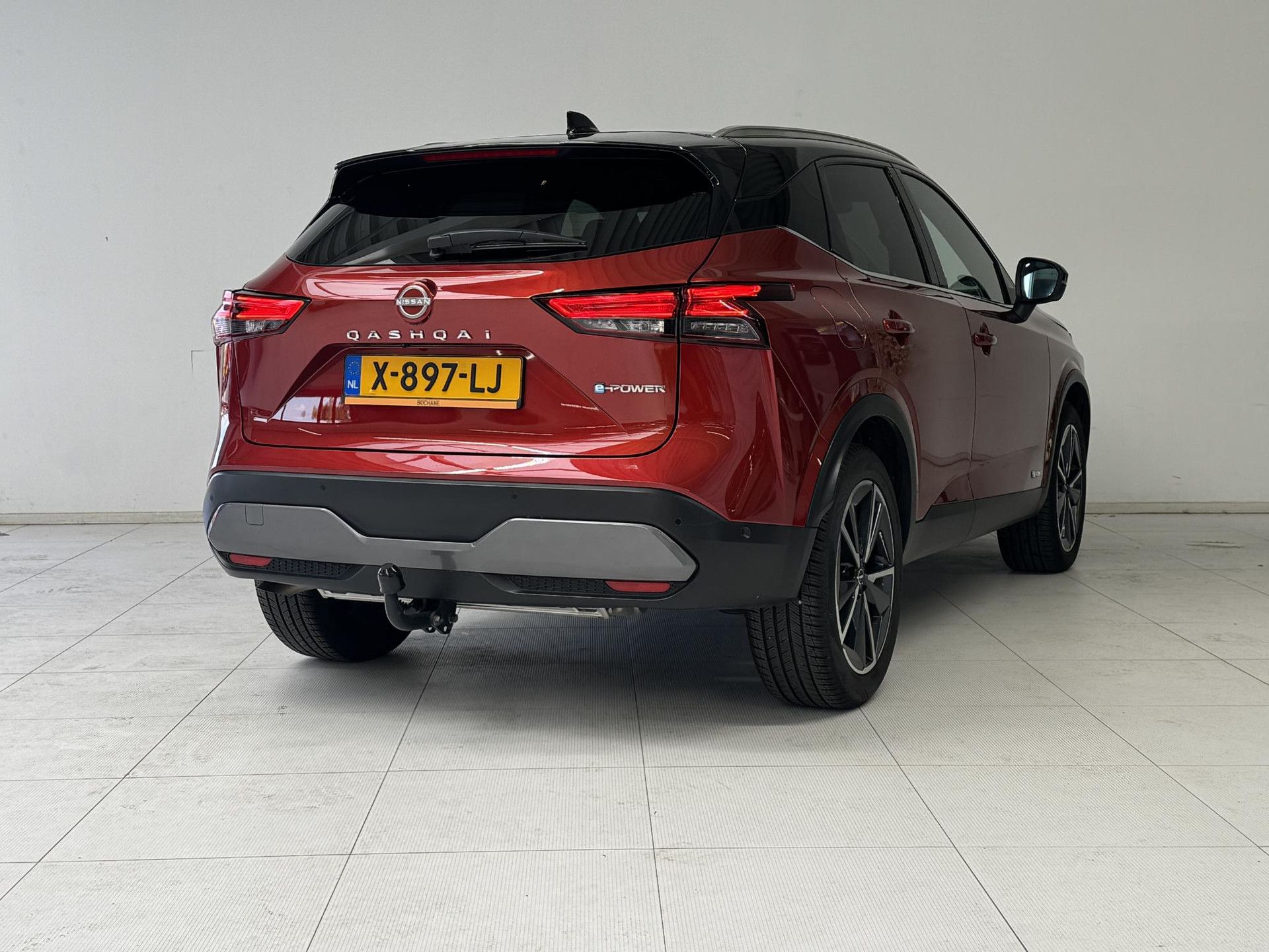 Nissan QASHQAI met kenteken X-897-LJ – achteraanzicht