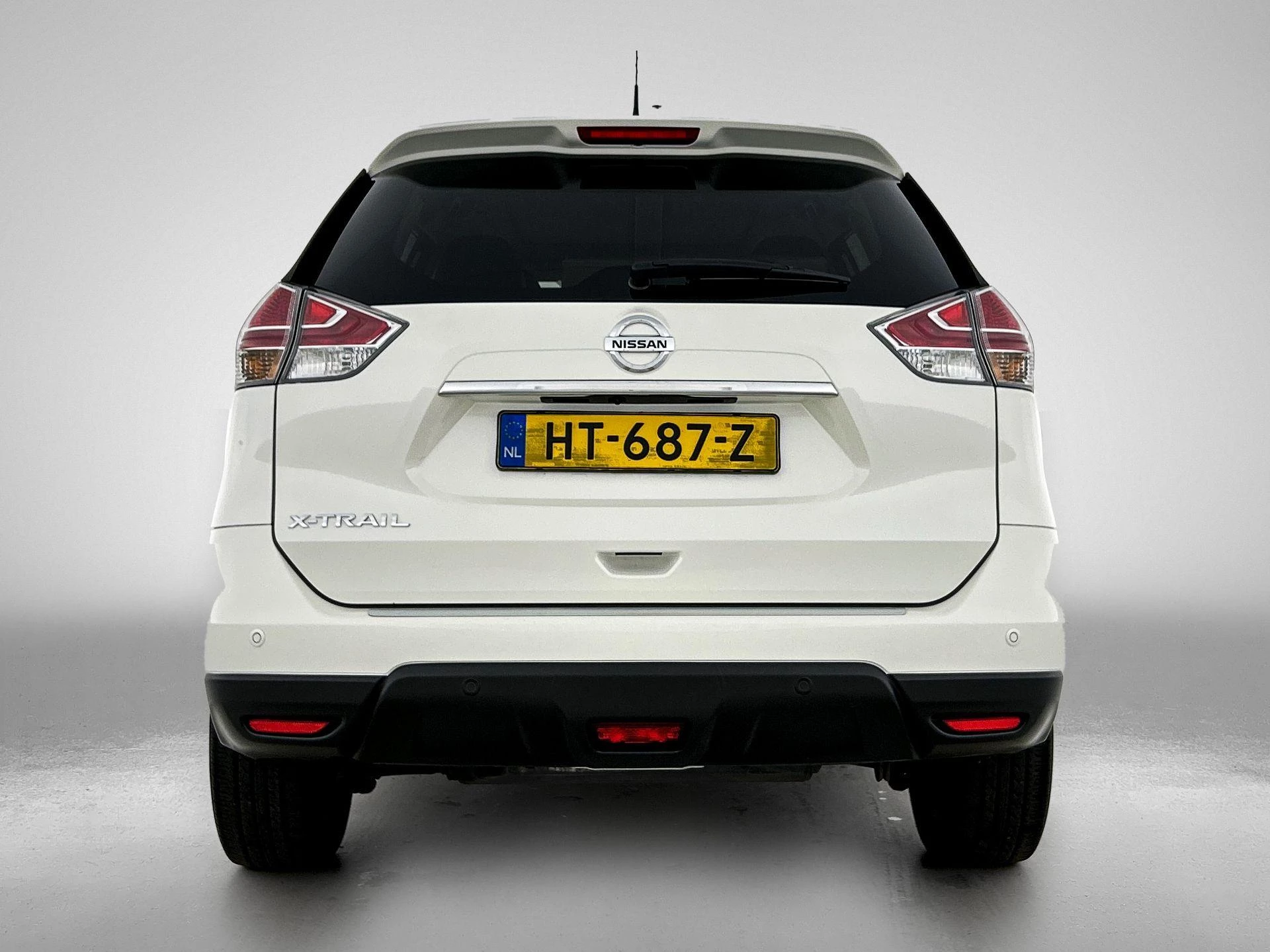 Nissan X-Trail met kenteken 64100 – autofoto 5