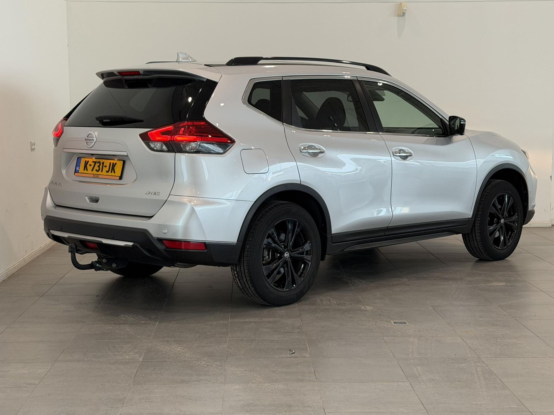 Nissan X-Trail met kenteken K-731-JK – achteraanzicht