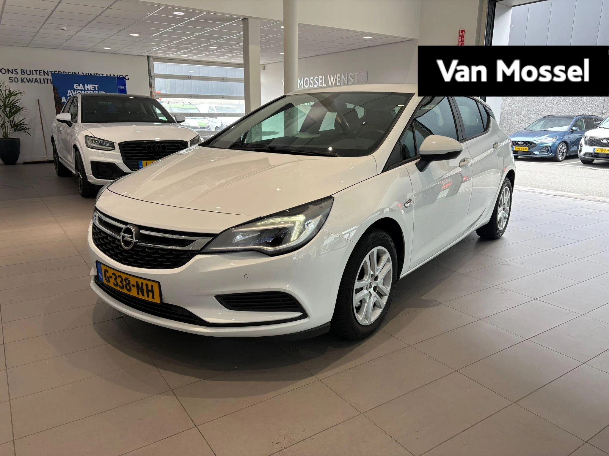 Opel Astra met kenteken 55100 – autofoto 2