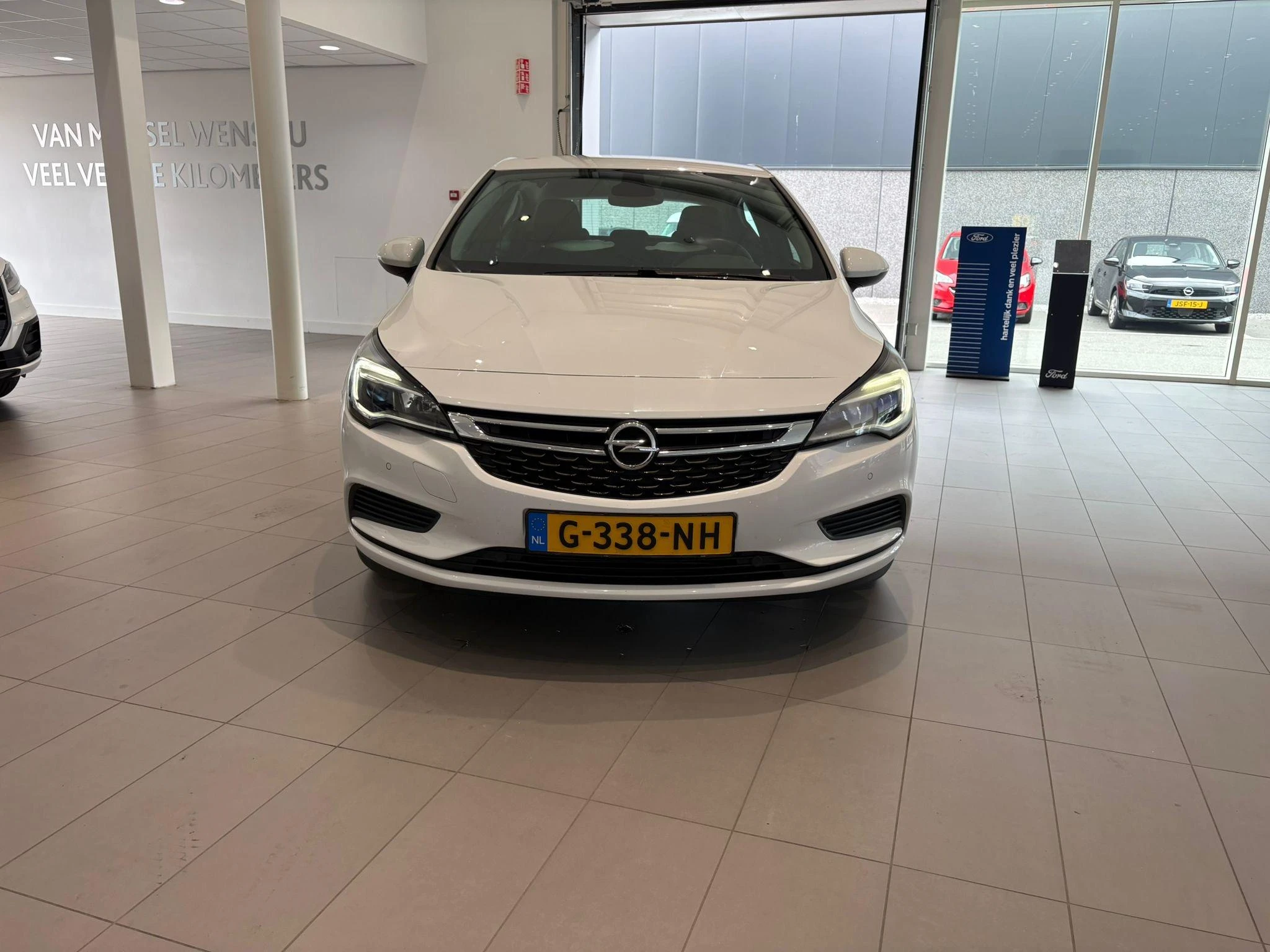 Opel Astra met kenteken 55100 – autofoto 4