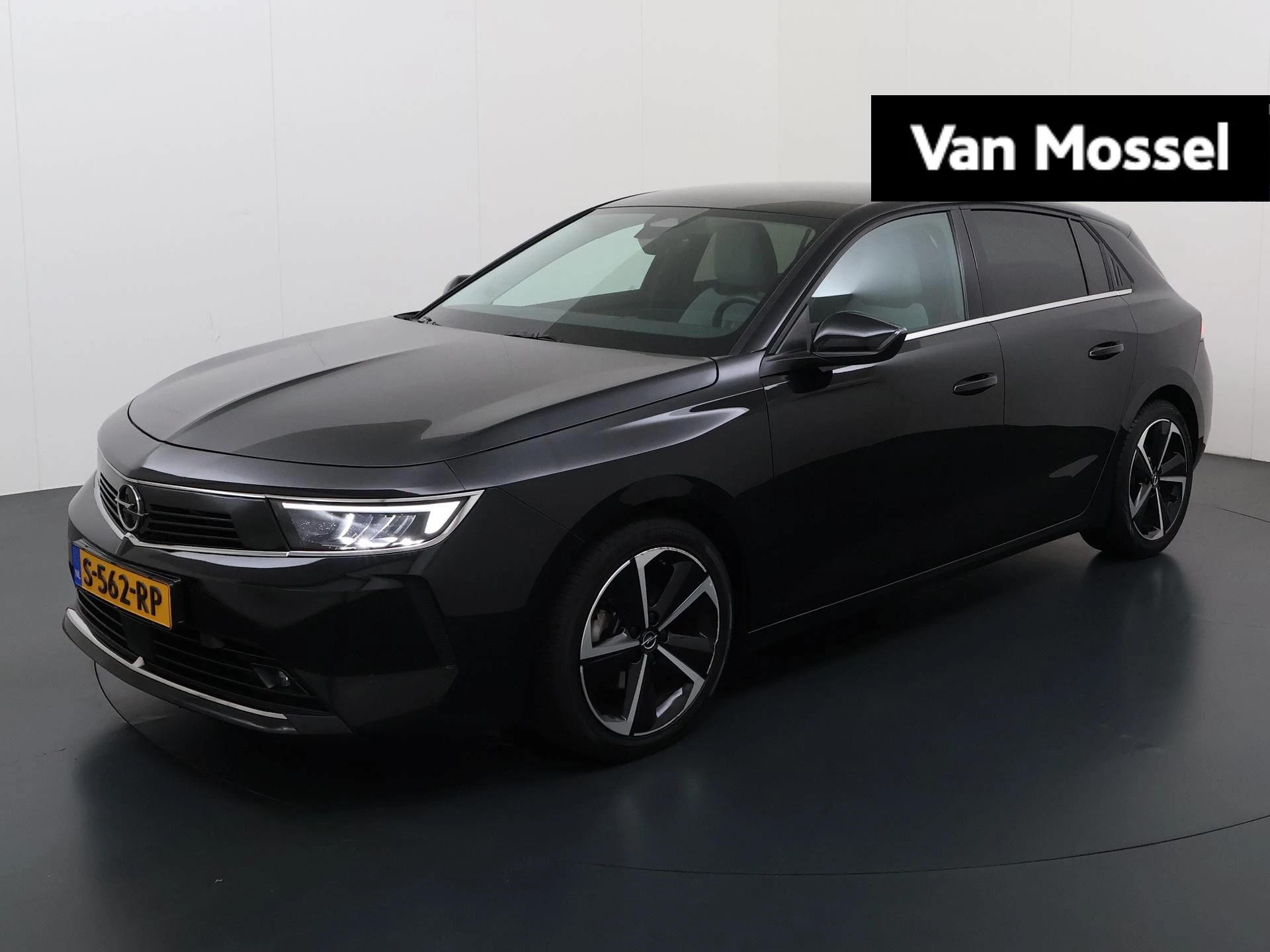 Opel Astra met kenteken S-562-RP – autofoto 2