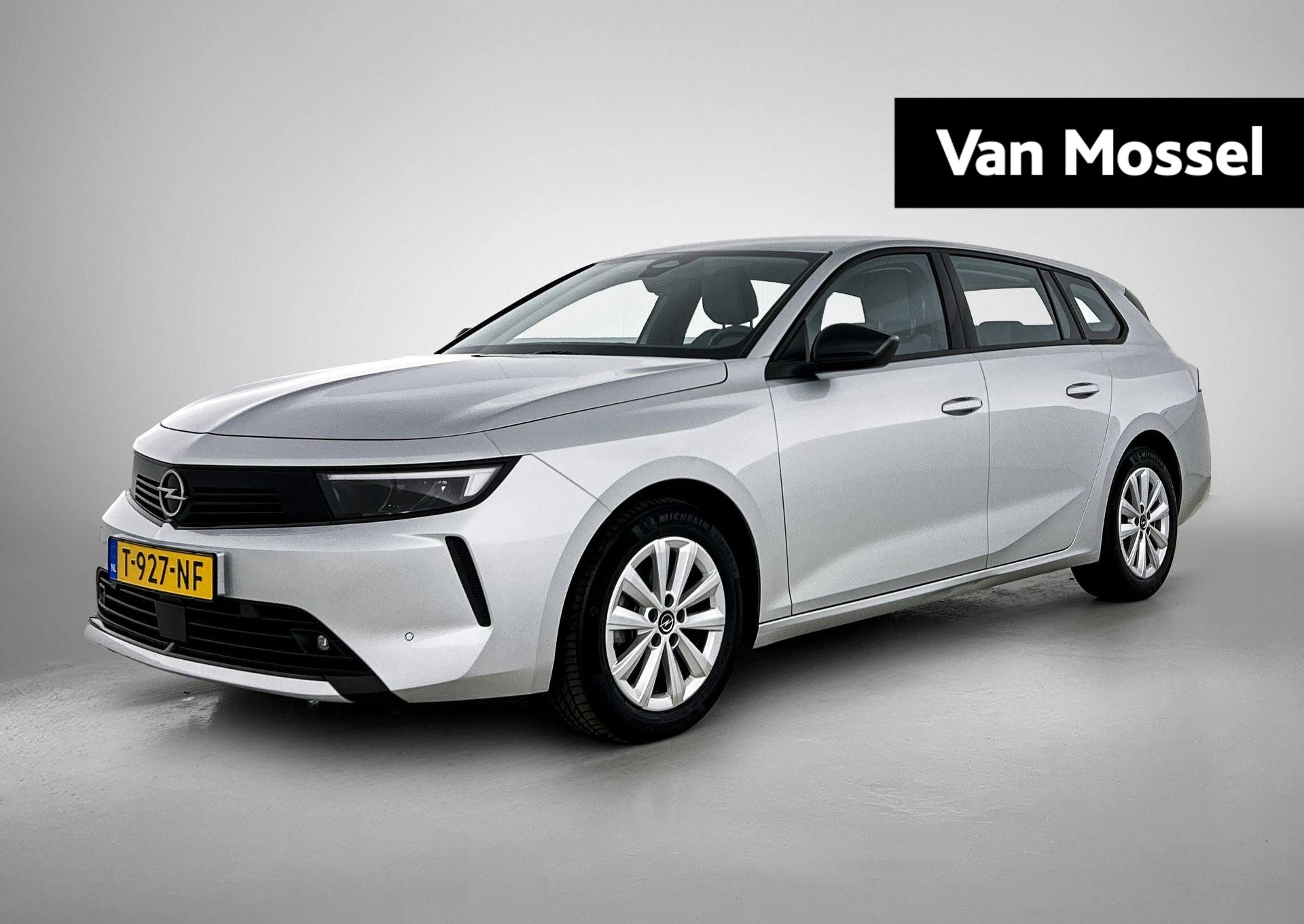 Opel Astra met kenteken T-927-NF – autofoto 2