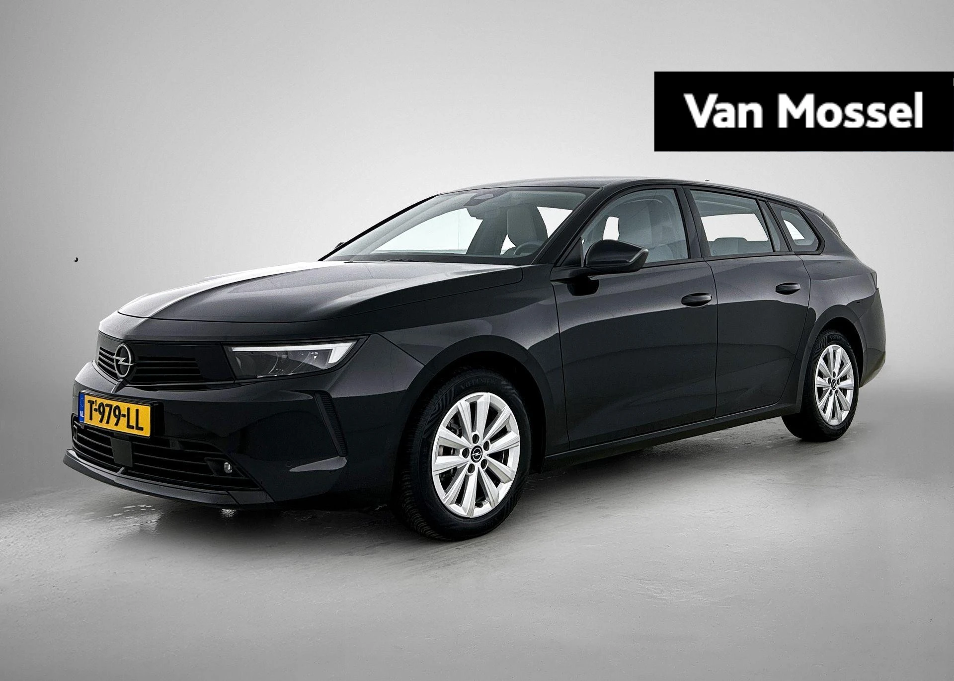 Opel Astra met kenteken T-979-LL – autofoto 2