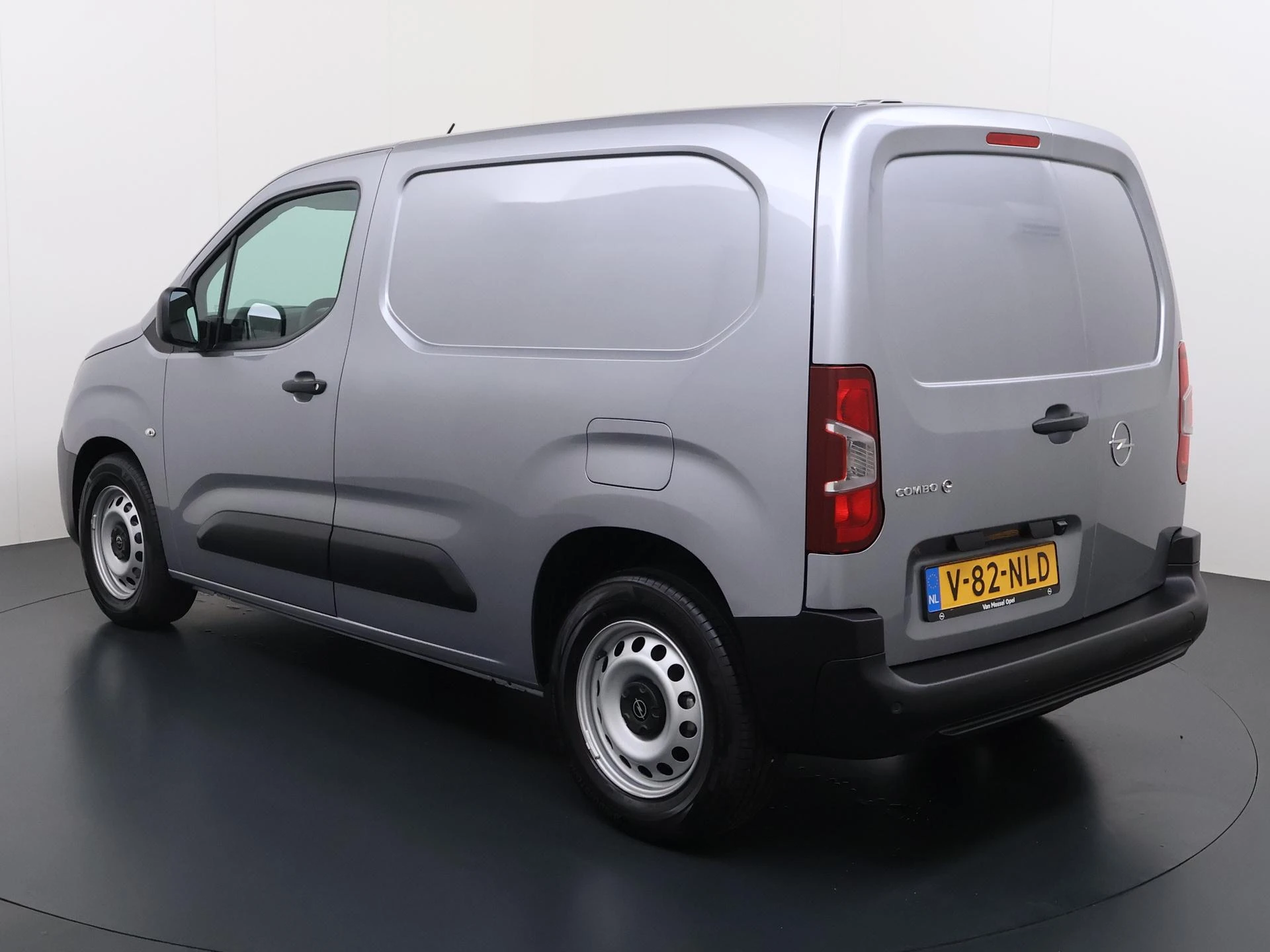 Opel Combo-e – autofoto 5