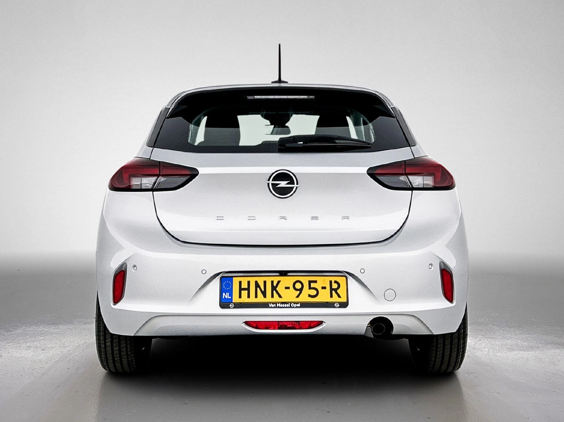 Opel Corsa met kenteken HNK-95-R – autofoto 5