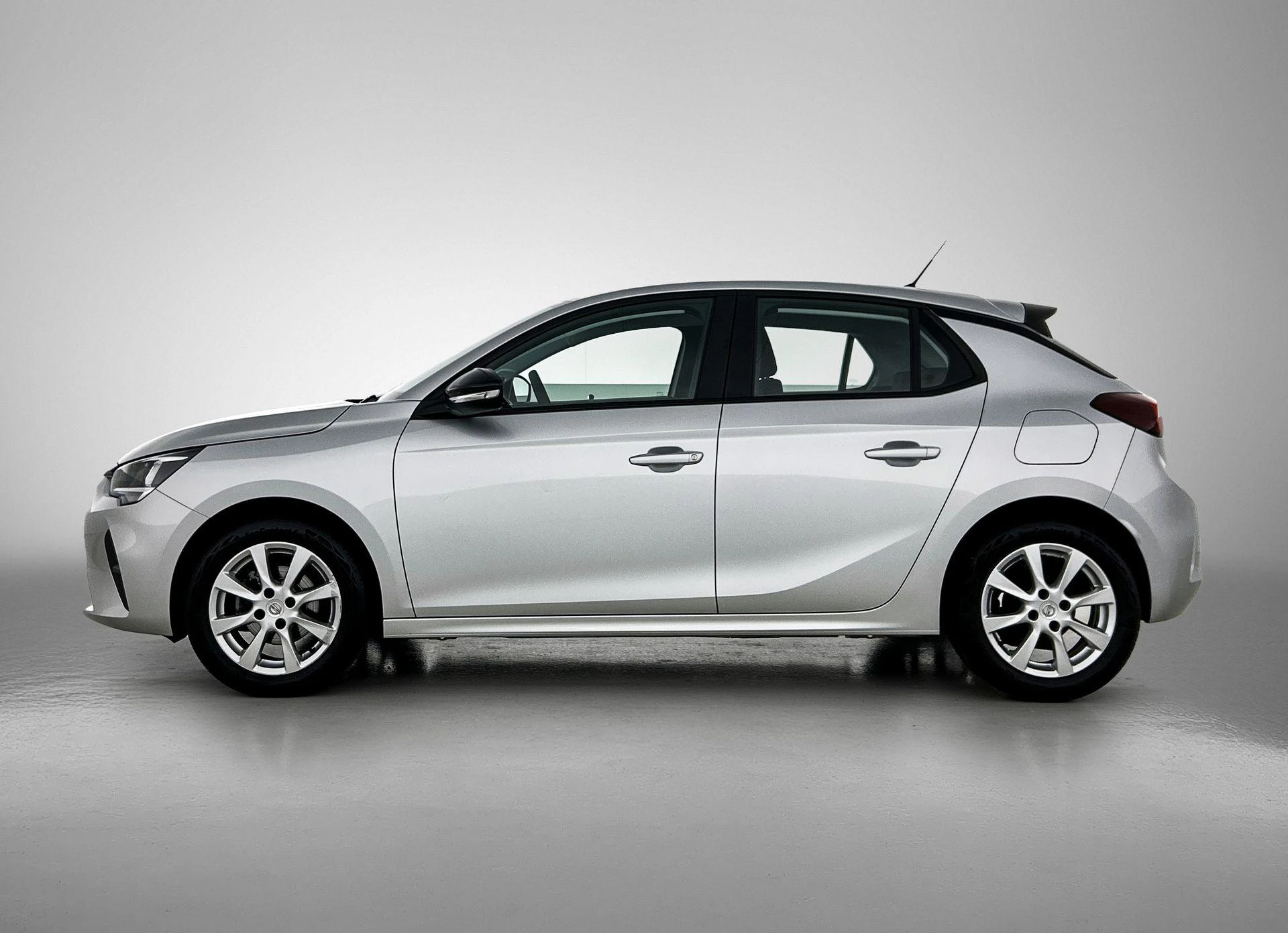 Opel Corsa met kenteken R-583-HF – autofoto 4