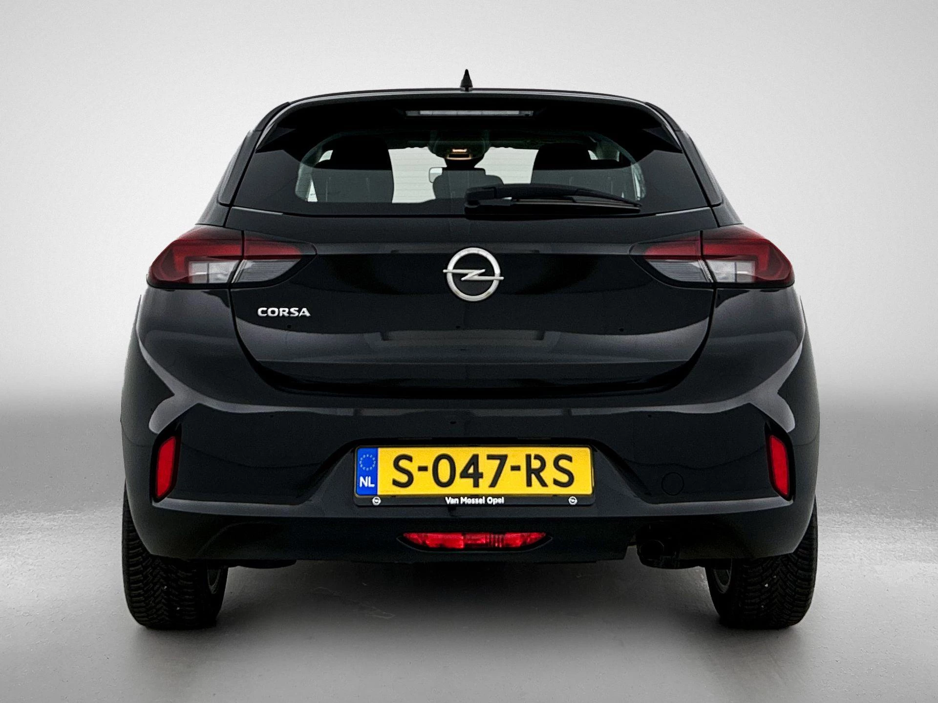 Opel Corsa met kenteken S-047-RS – autofoto 5