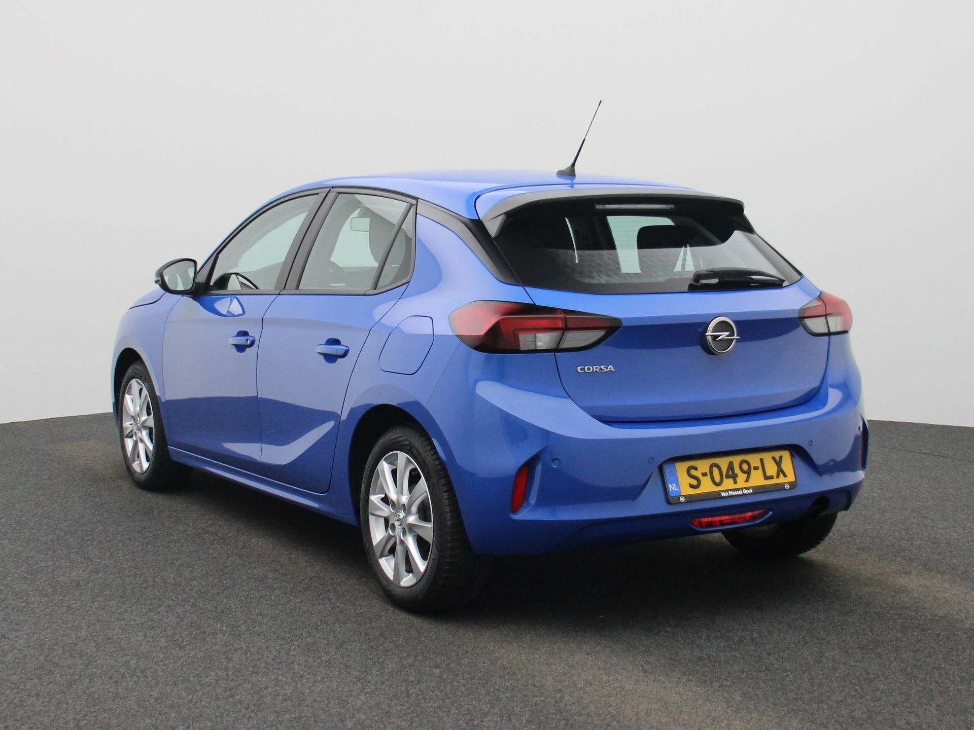 Opel Corsa met kenteken S-049-LX – autofoto 4