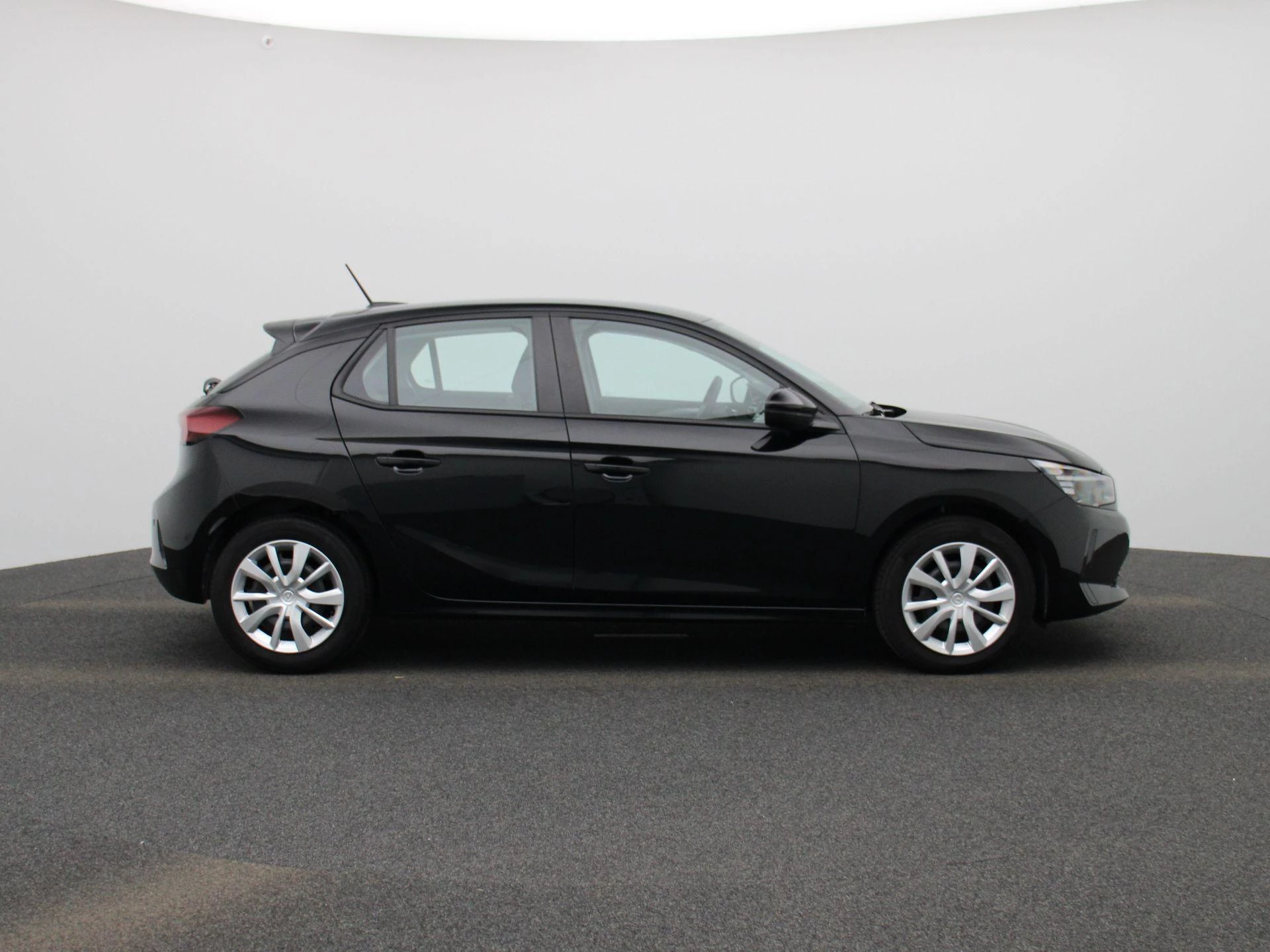 Opel Corsa met kenteken X-470-FP – autofoto 4