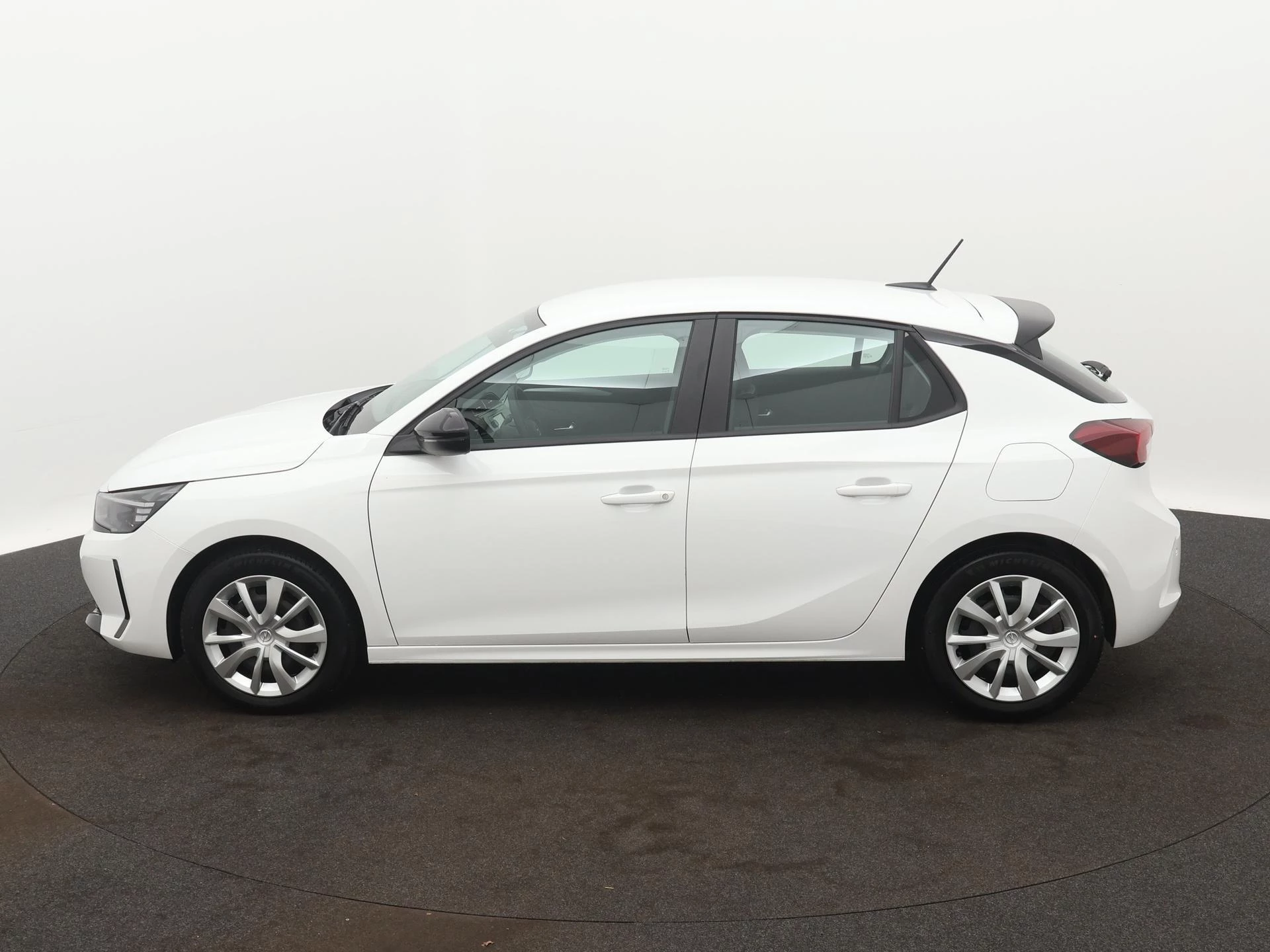Opel Corsa met kenteken X-481-FP – autofoto 3