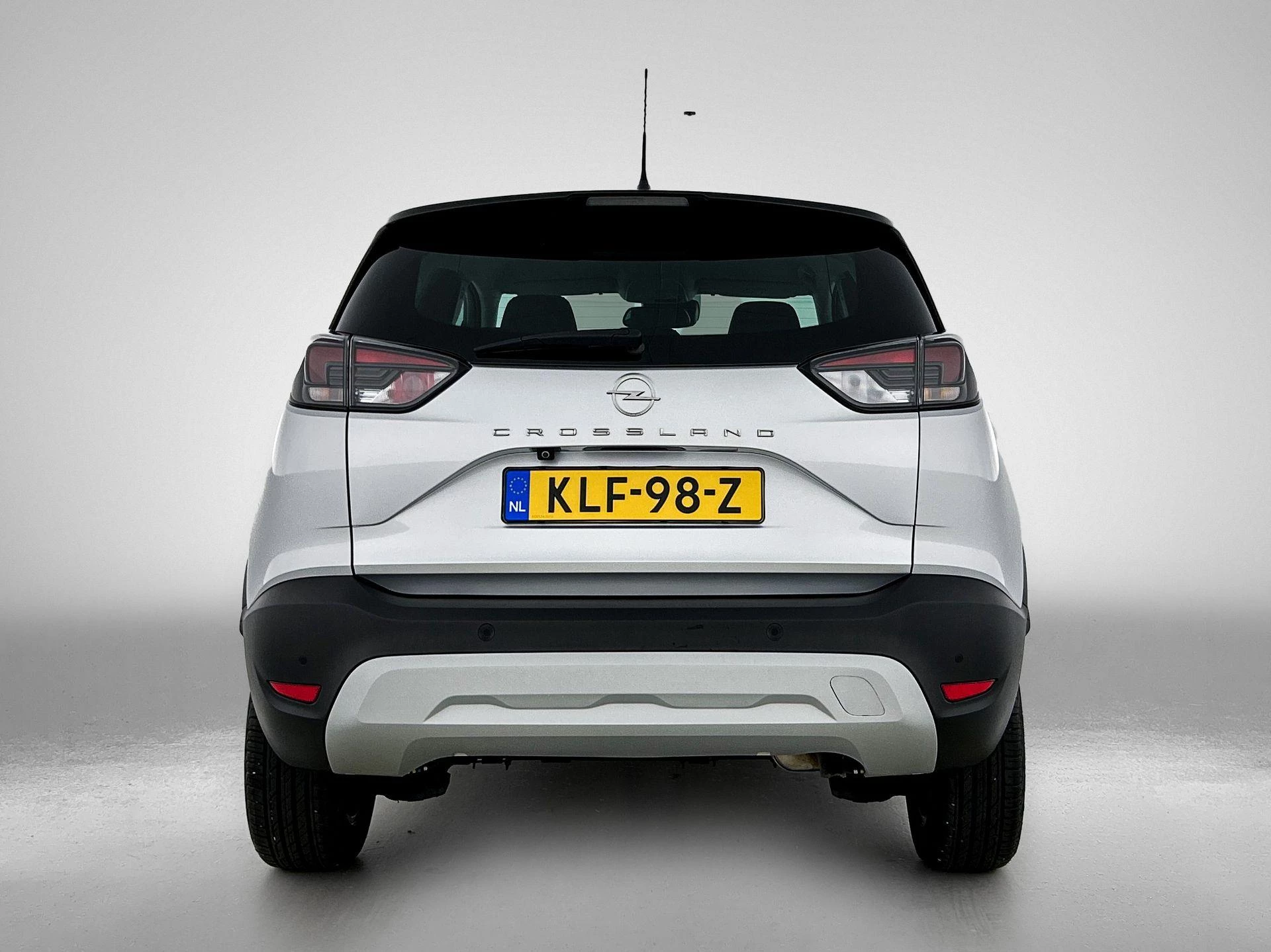 Opel Crossland met kenteken KLF-98-Z – autofoto 5