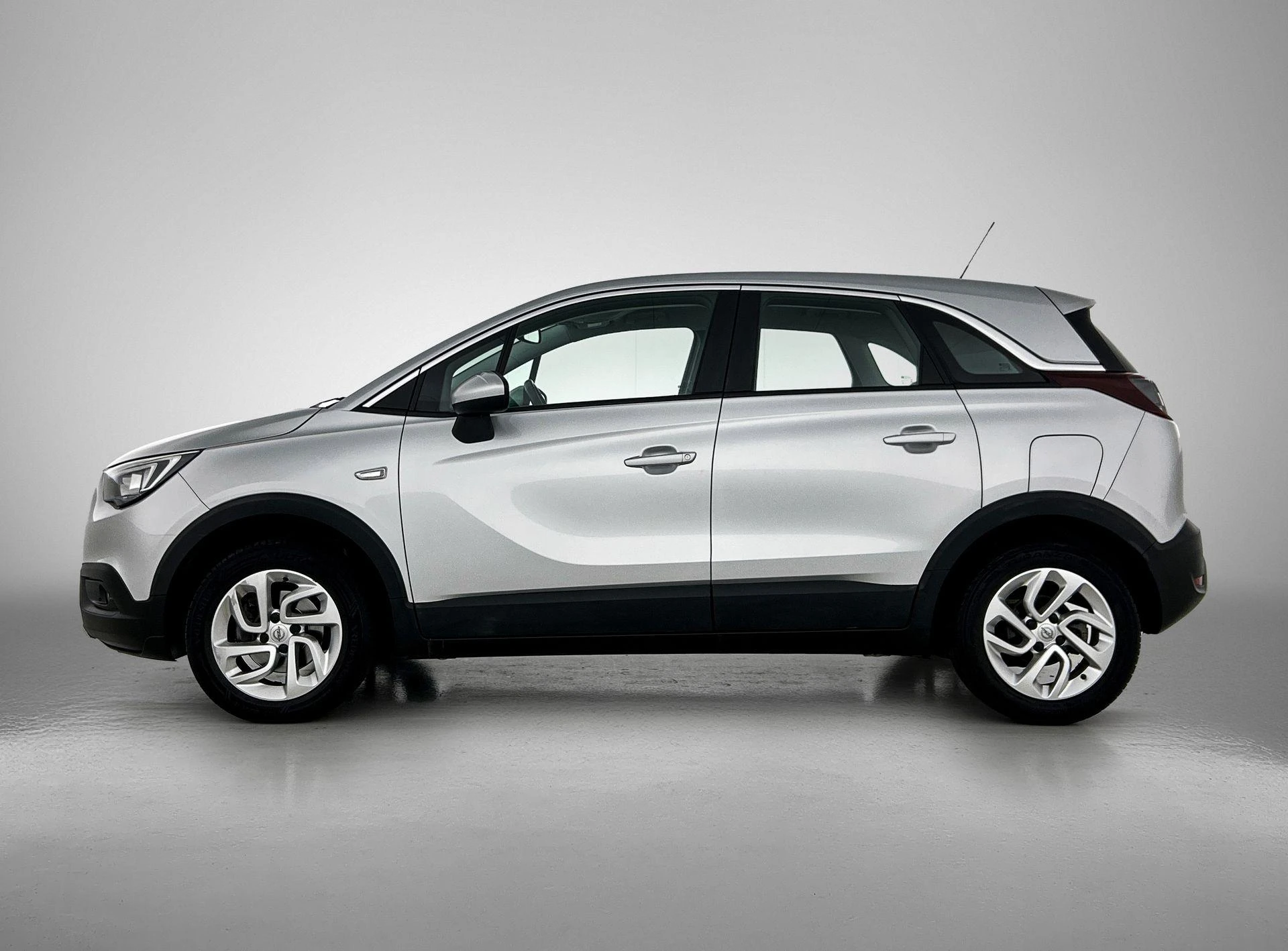 Opel CrosslandX met kenteken 65100 – autofoto 3