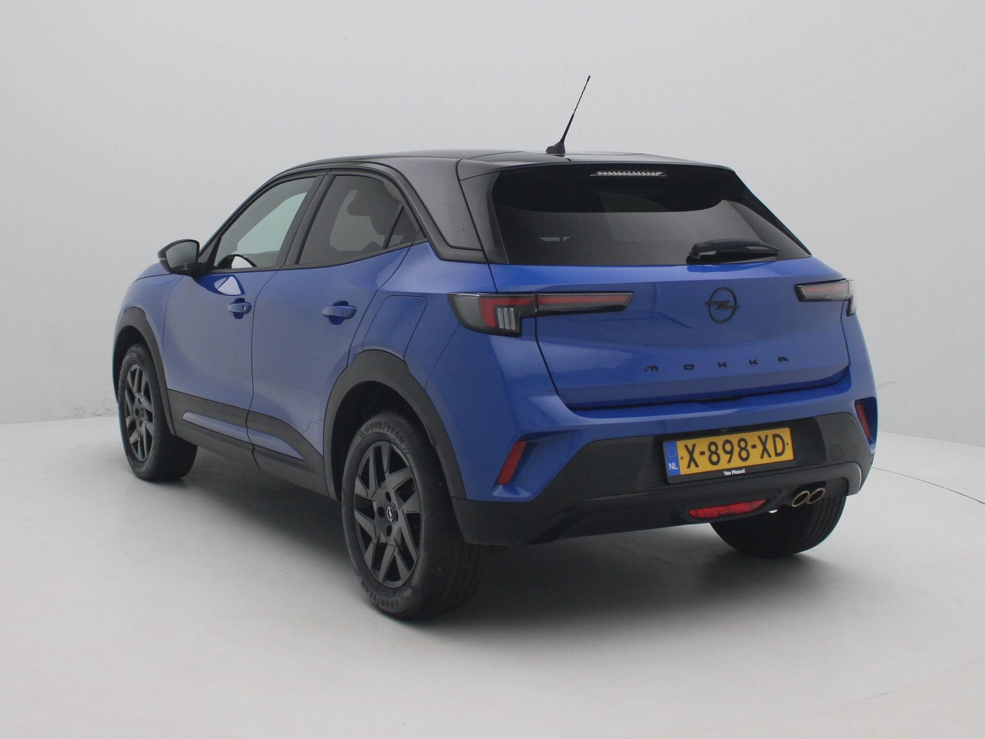 Opel Mokka met kenteken X-898-XD – autofoto 3