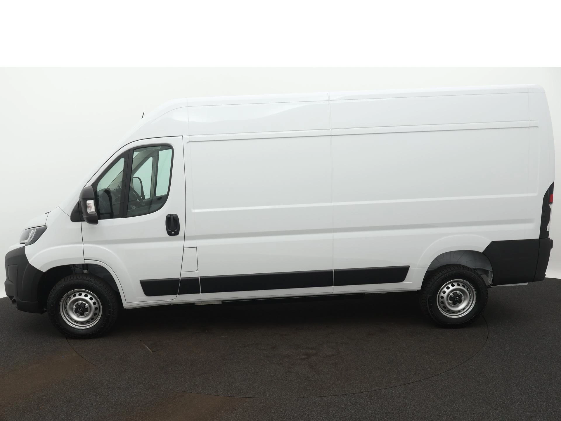 Opel Movano-e – autofoto 3