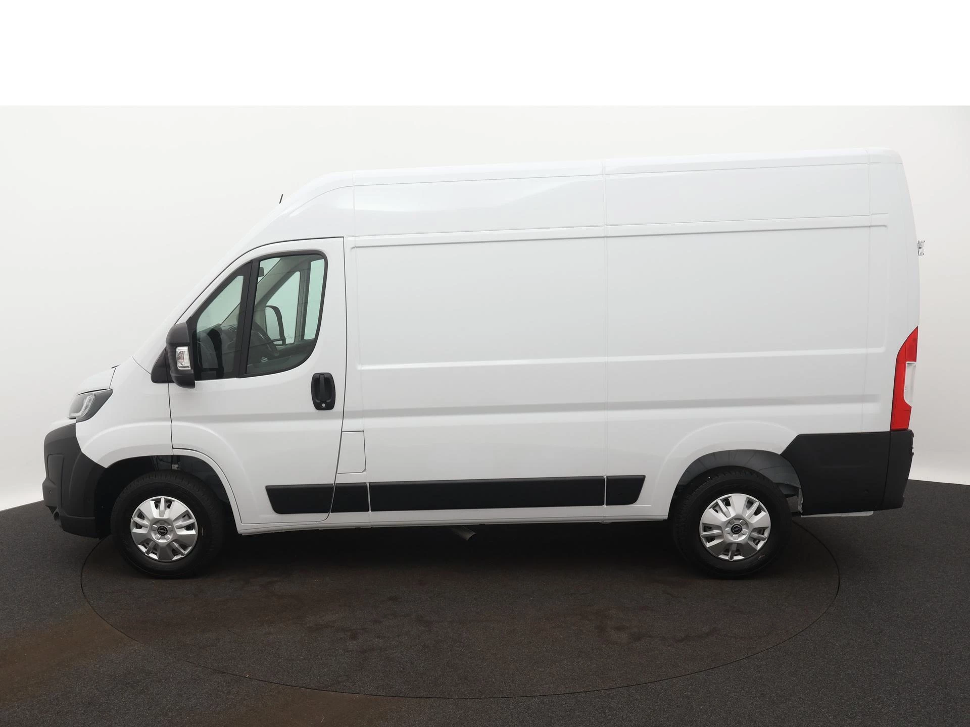 Opel Movano – autofoto 3