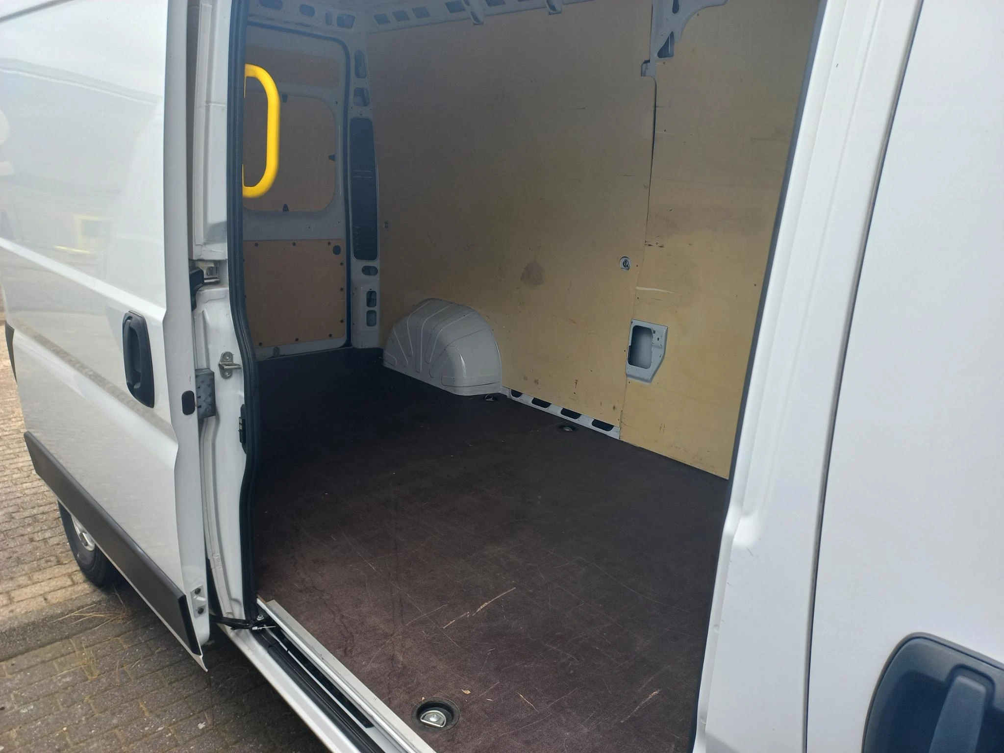 Opel Movano – autofoto 5