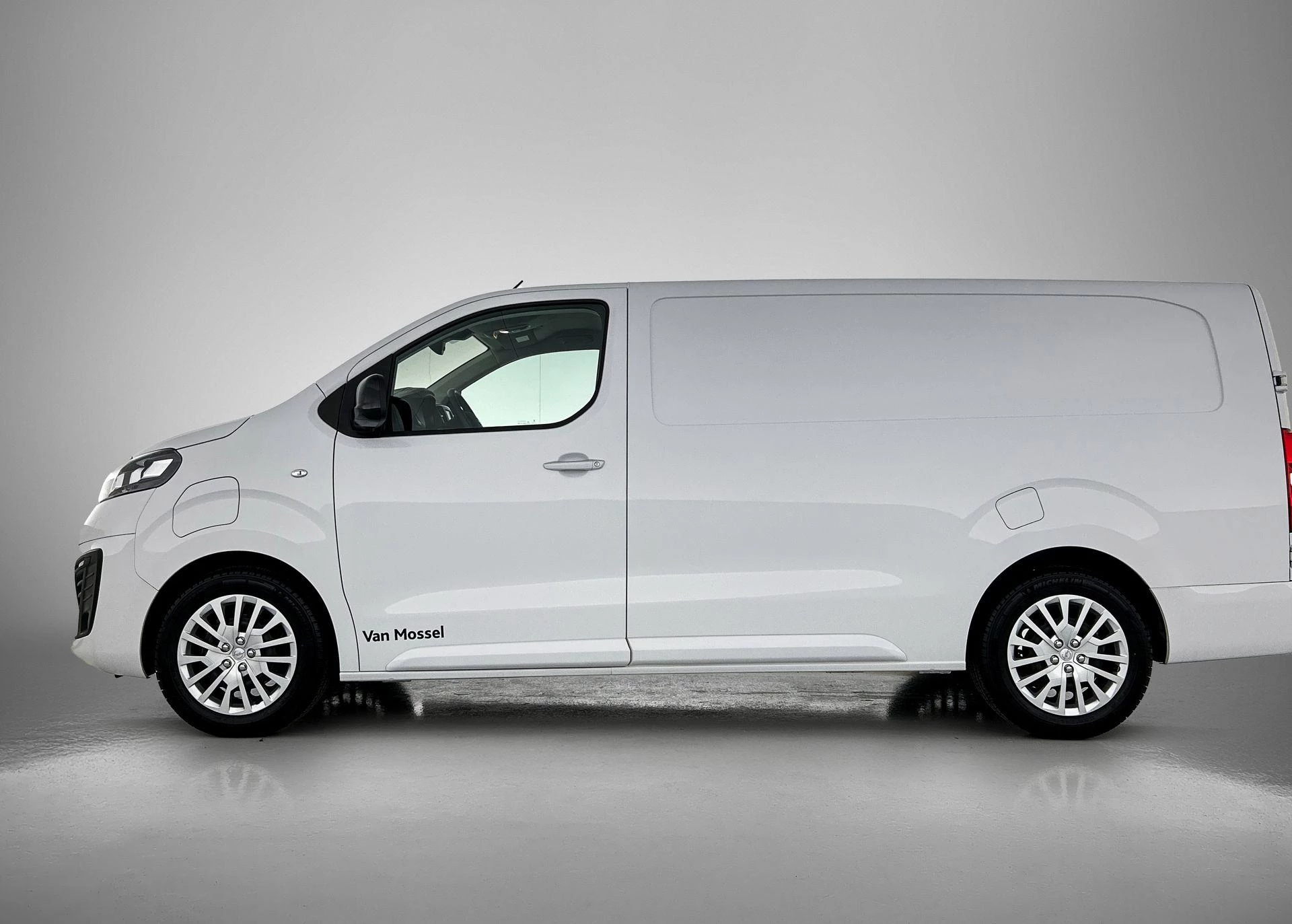 Opel Vivaro-e – autofoto 4