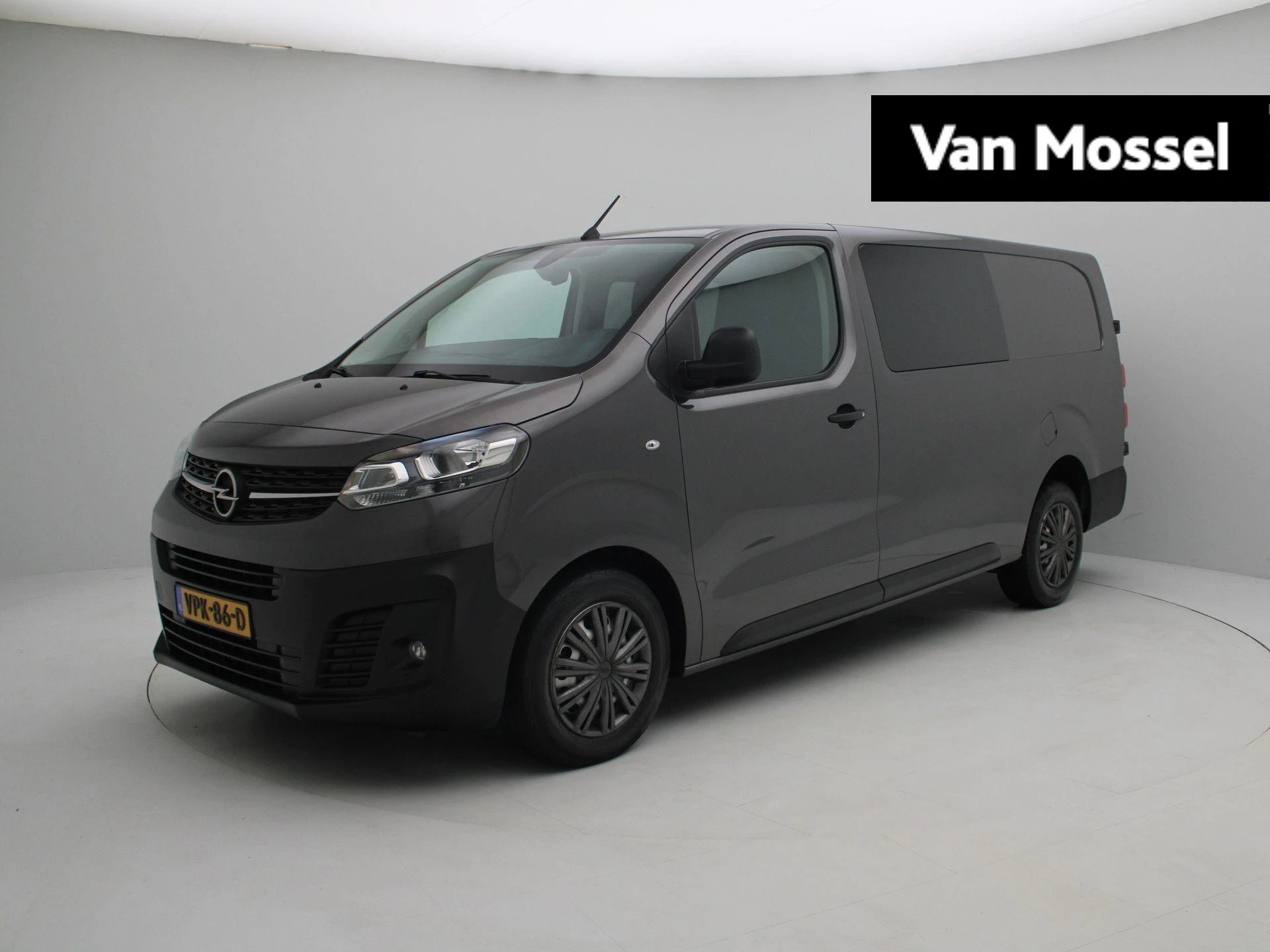 Opel Vivaro – autofoto 2