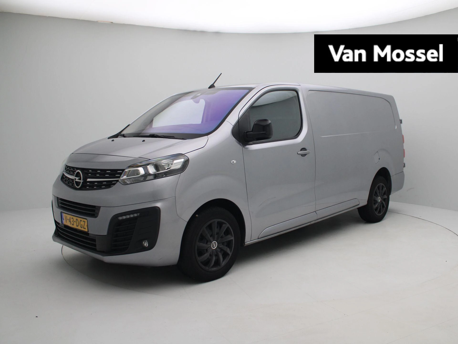 Opel Vivaro – autofoto 2