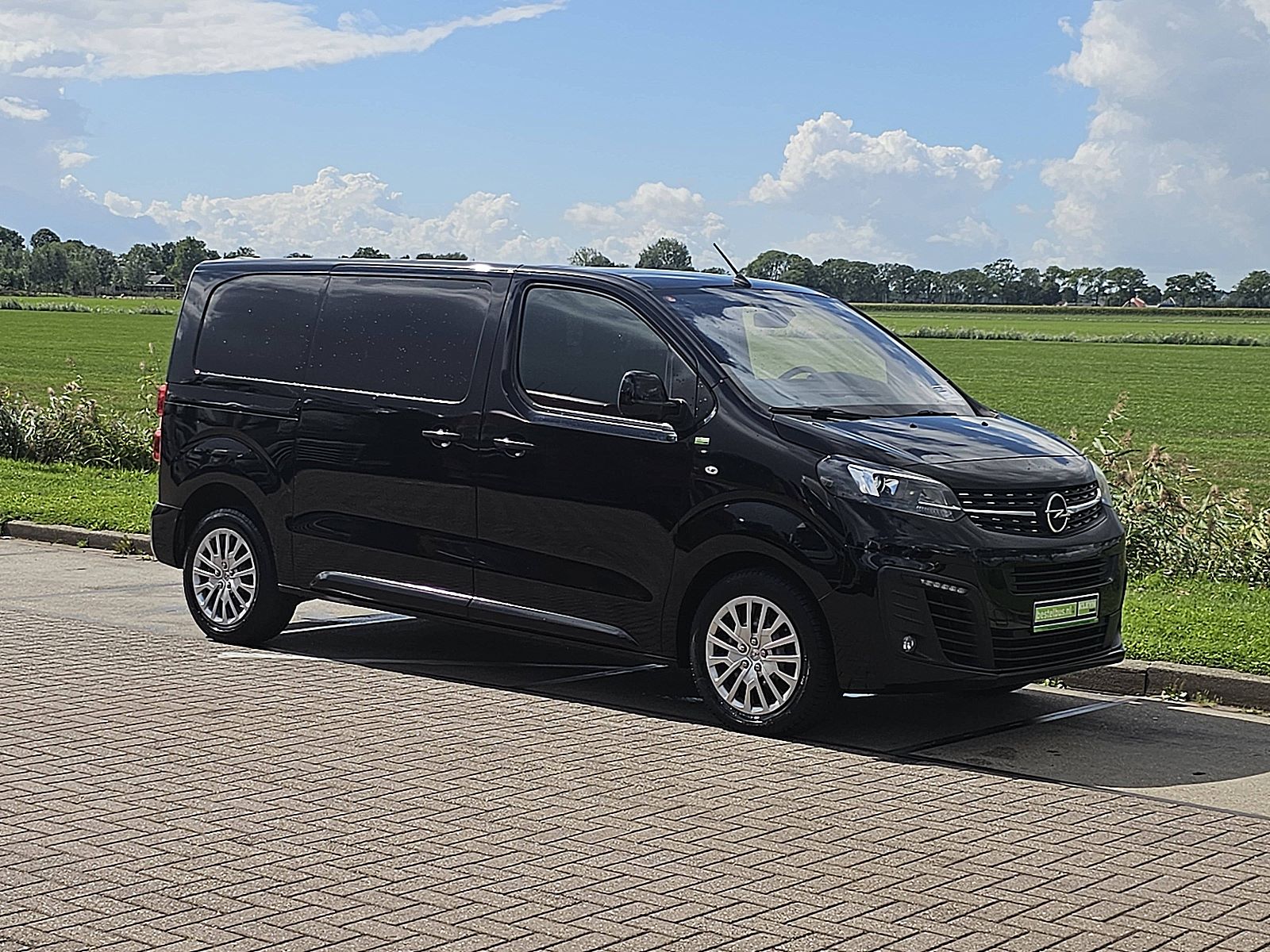 Opel Vivaro – dashboard